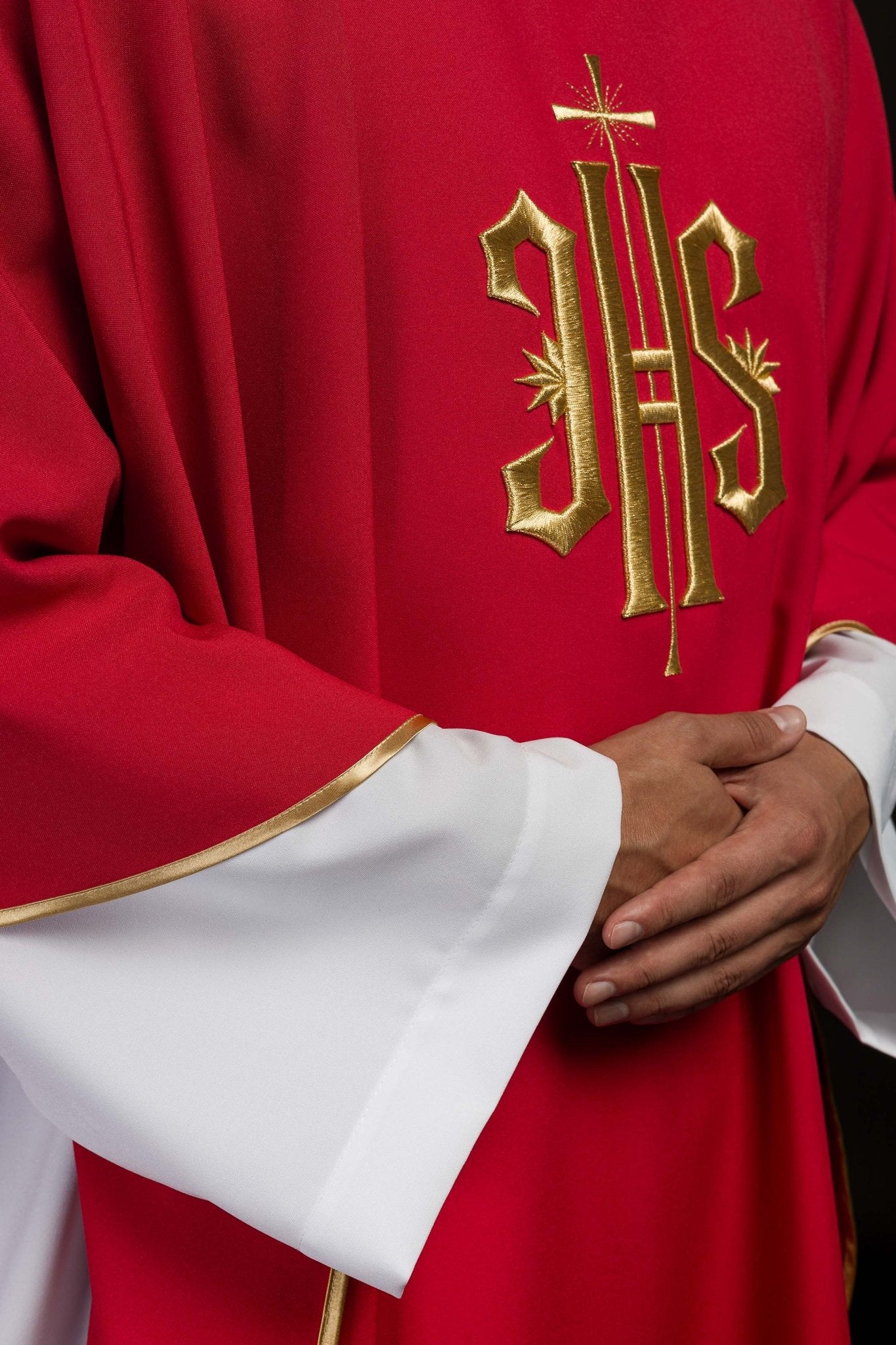 Simple chasuble with raised IHS gold embroidery KOR/010/02/12 CZERWONY - CHASUBLES.COM