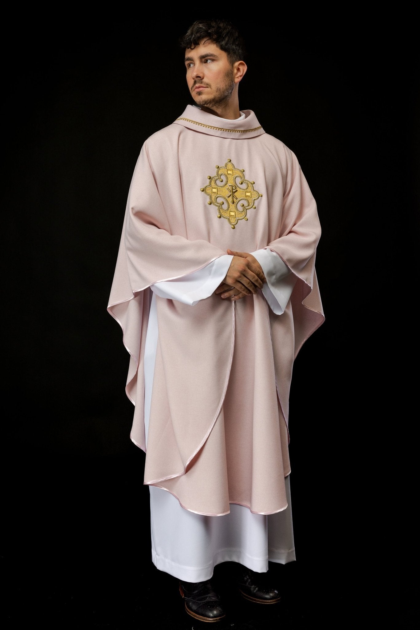 Simple pink chasuble with small PAX motif embroidery S - 7065 - 08 - 70 - HAFTINAUSA.COM