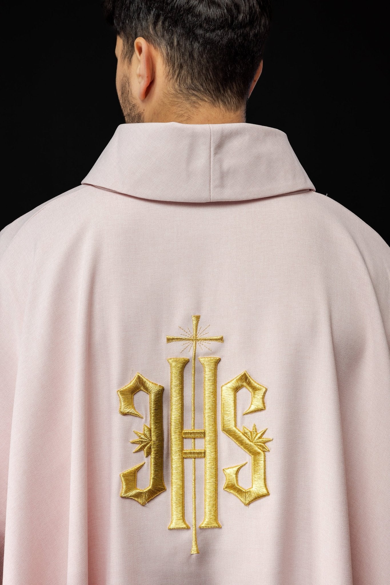 Simple priest chasuble in pink with gold JHS embroidery KOR/010/08/70 RÓŻ - HAFTINAUSA.COM