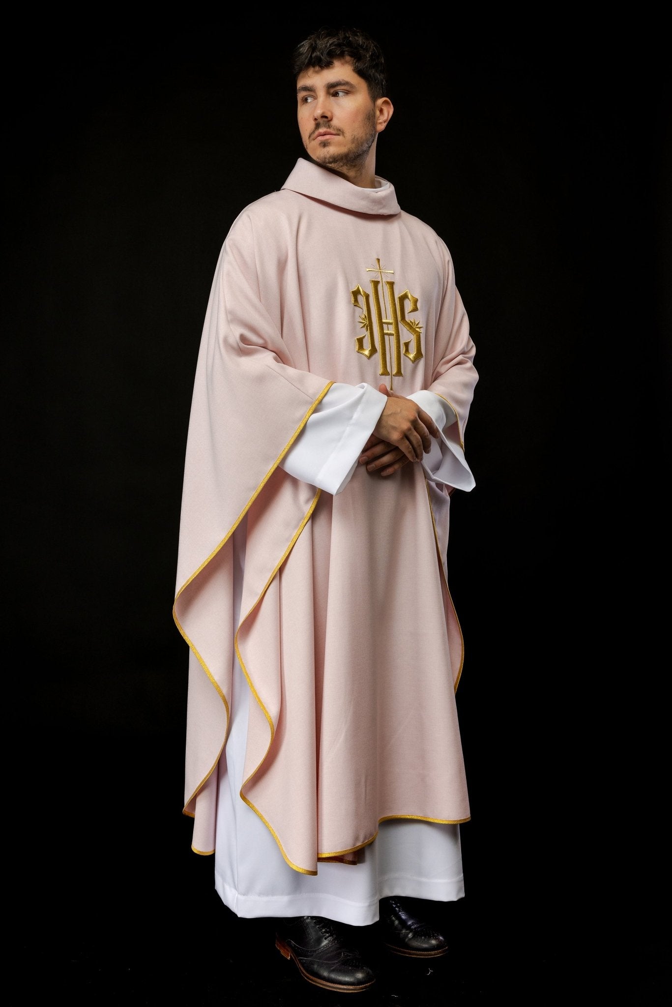Simple priest chasuble in pink with gold JHS embroidery KOR/010/08/70 RÓŻ - HAFTINAUSA.COM