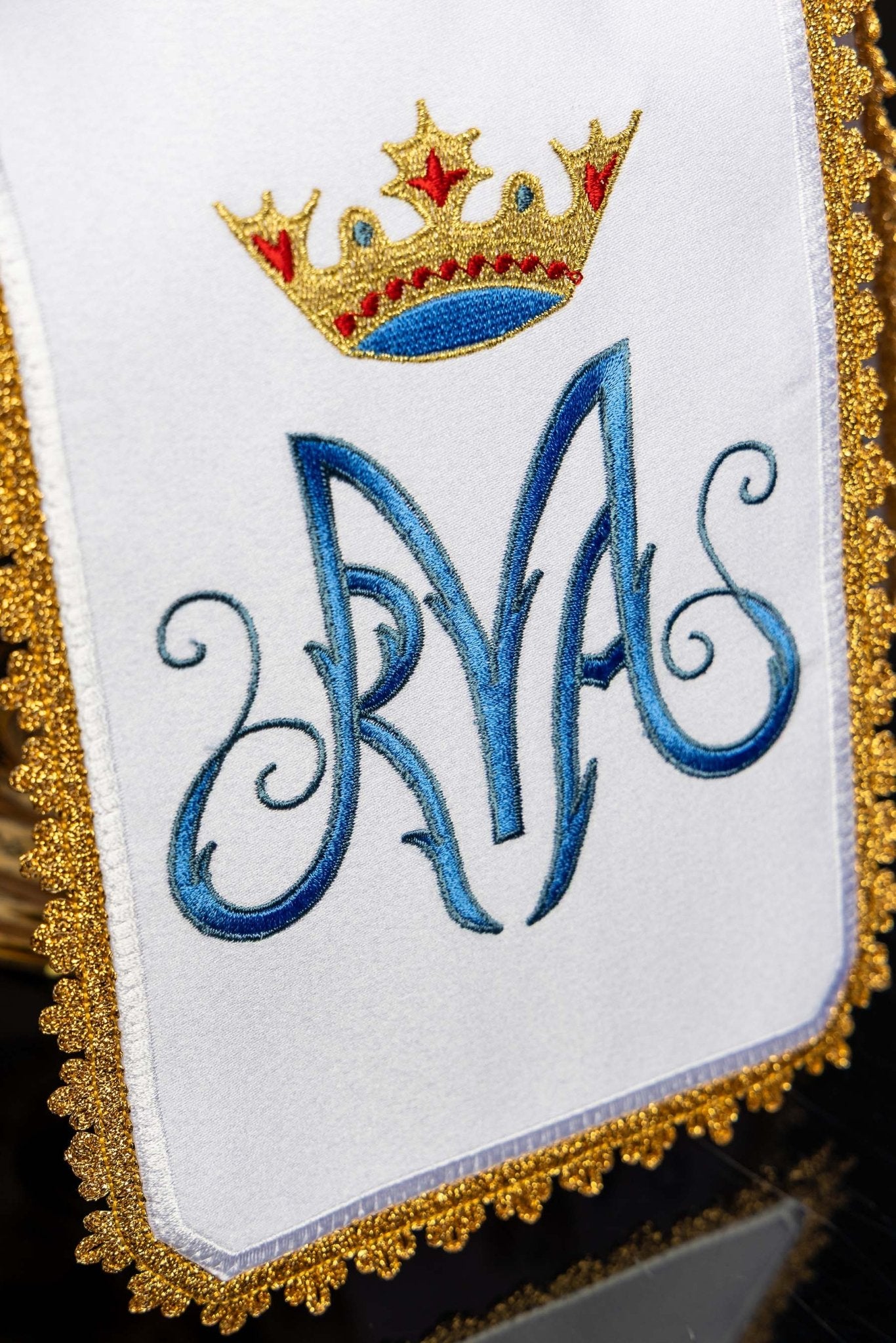 Veil for a can with a Marian motif KWE/003/K/04 29cm. BIAŁY - CHASUBLES.COM