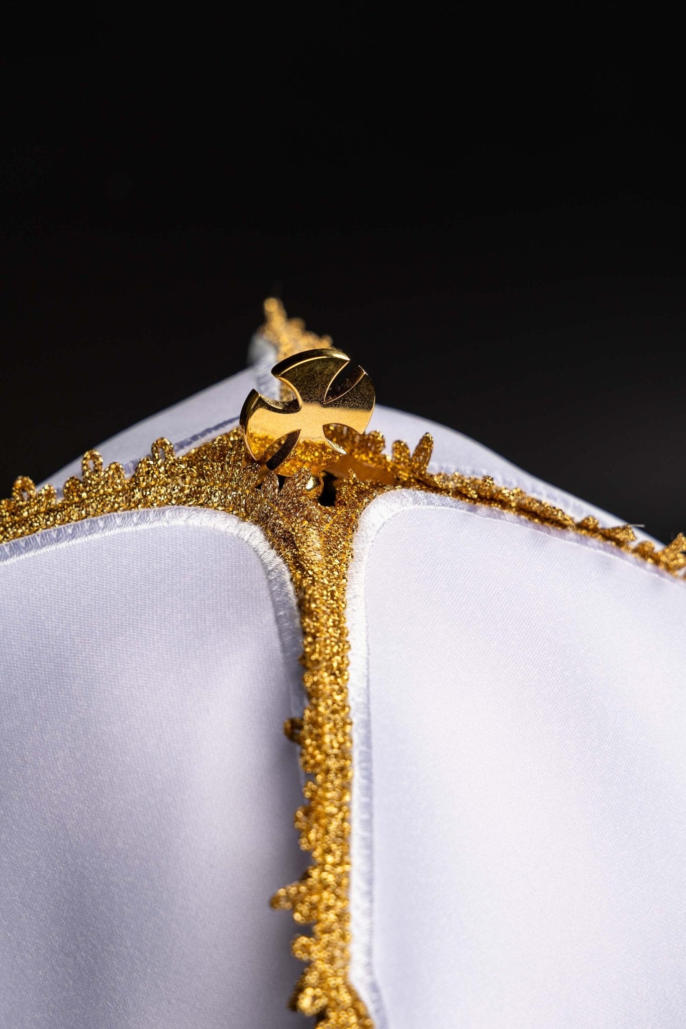 Veil for the pyx with fish embroidery KWE/018/K/04 29cm. BIAŁY - CHASUBLES.COM
