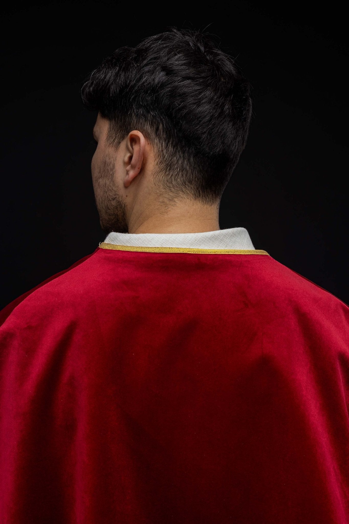 Velvet altar boy cape with ties red KKP/042/02/76 - HAFTINAUSA.COM