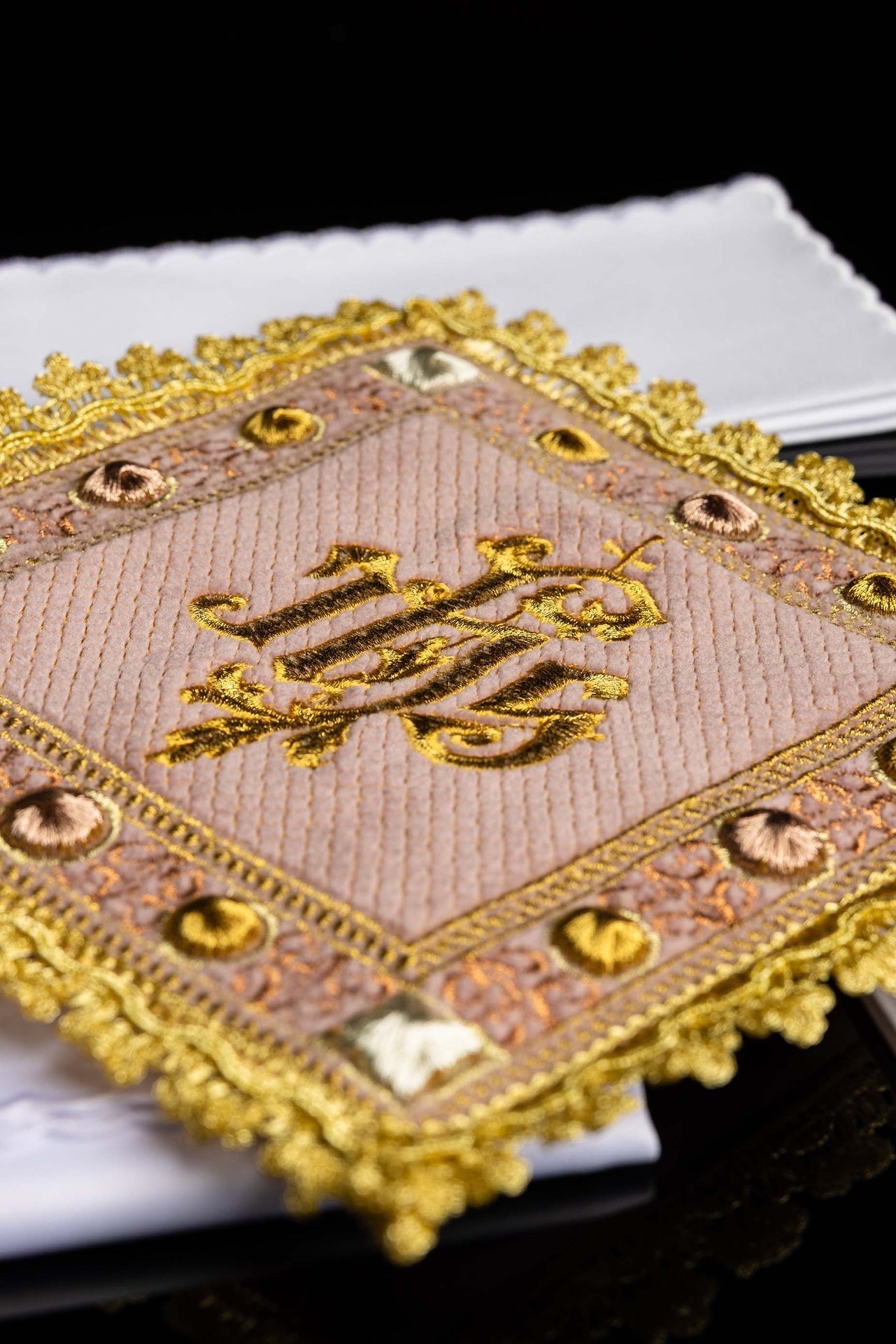 Velvet Altar Linens in pink with embroidered IHS symbol S-5567-C5 - CHASUBLES.COM
