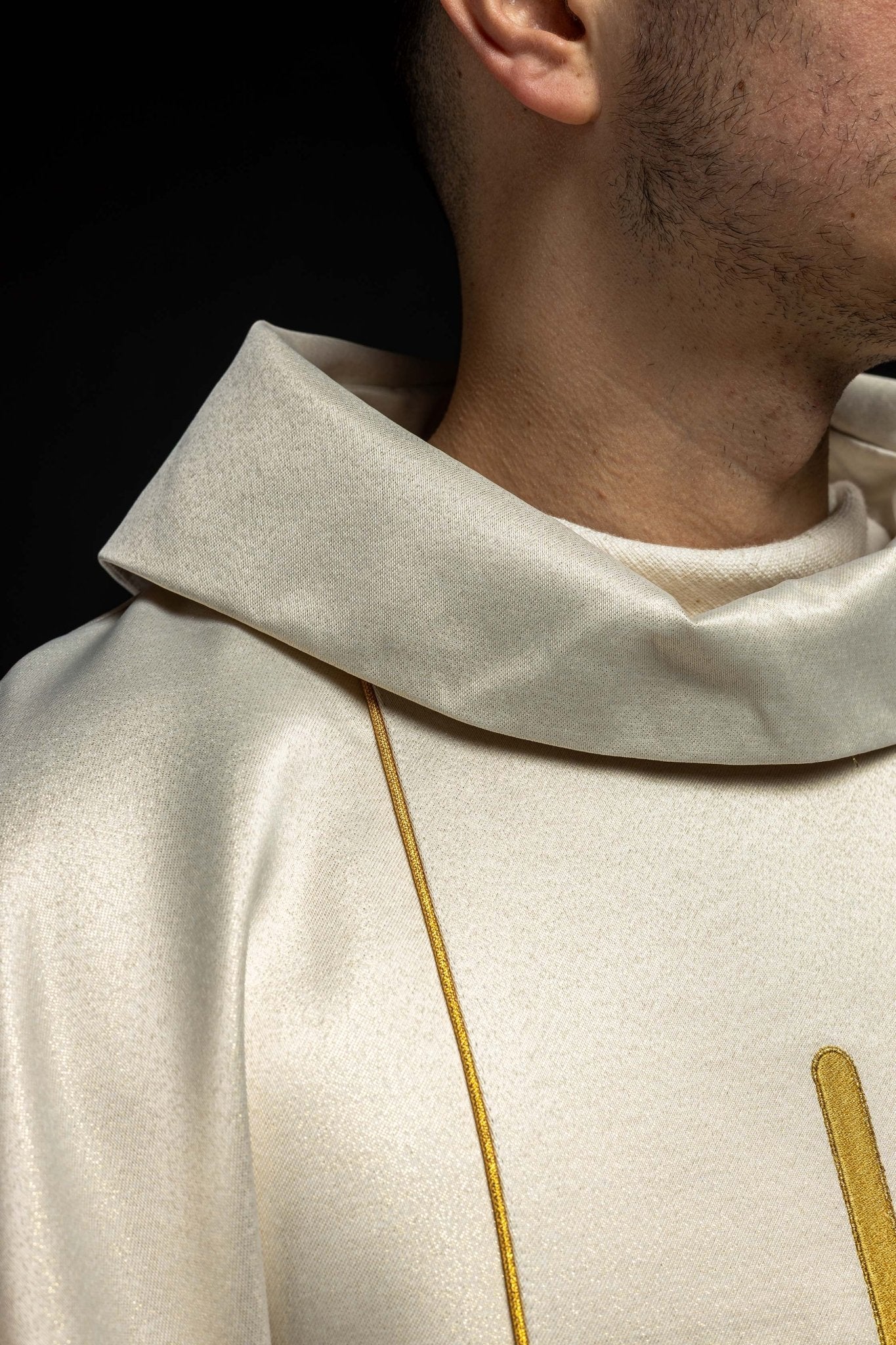 Wedding Chasuble in ecru KOR/219/10/54 ZŁOTY - HAFTINAUSA.COM