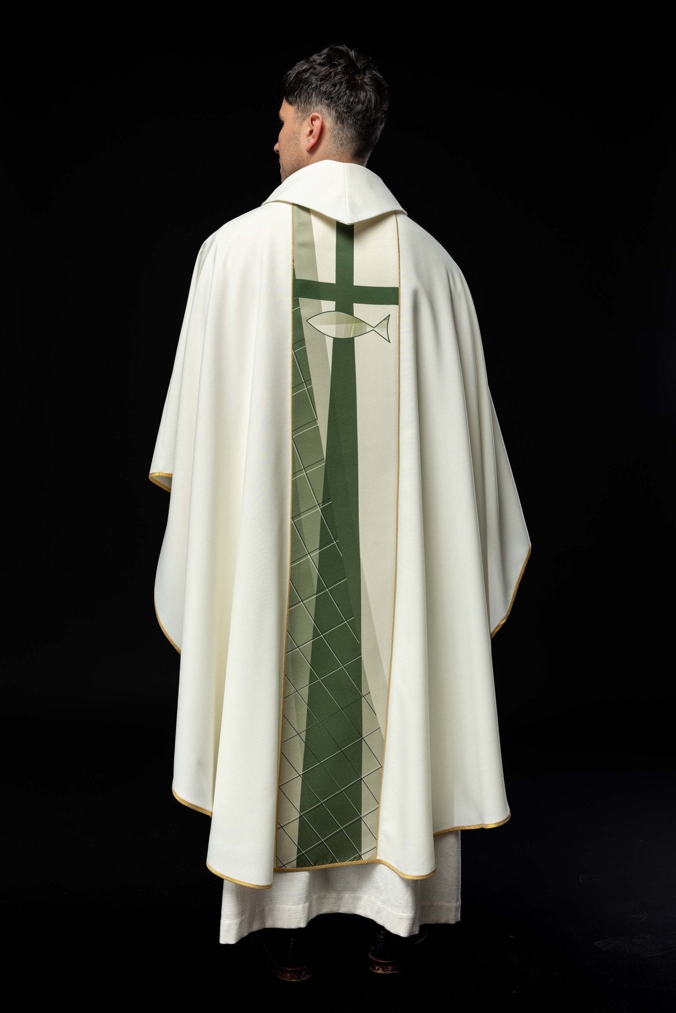 White chasuble embroidered with cross and fish patter HA7010 - 05 ECRU - HAFTINAUSA.COM