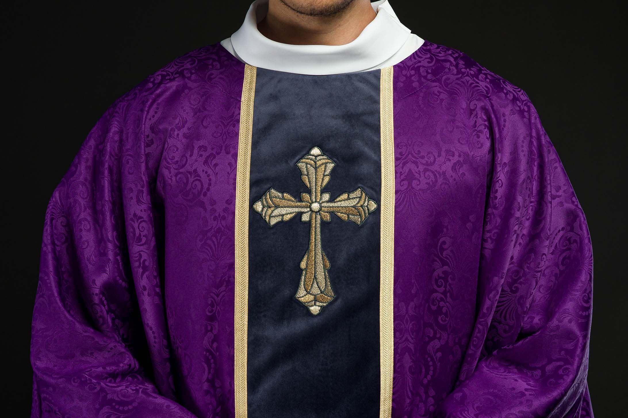 What liturgical colors are in use this month?