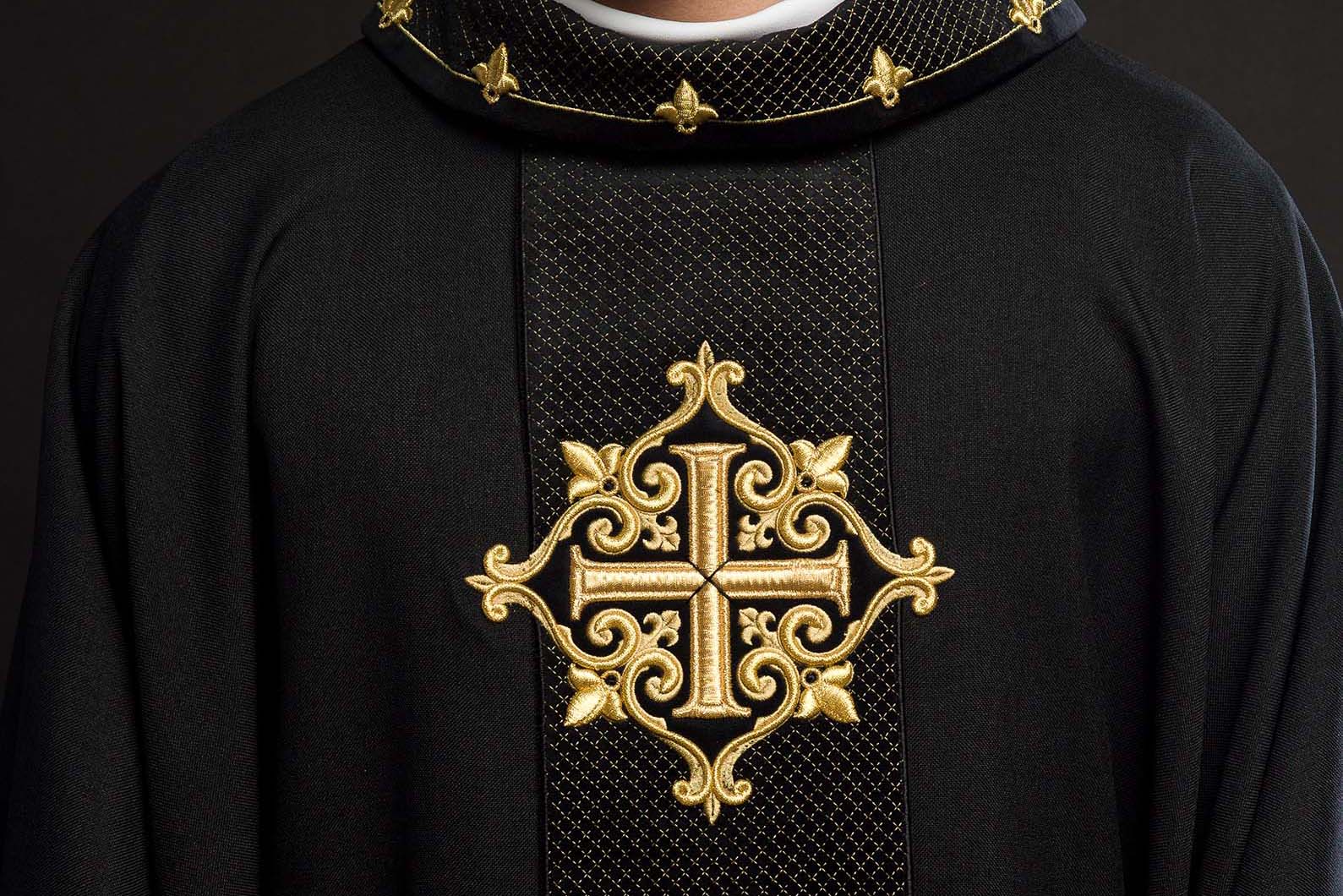 Liturgical Colors: A Complete List and Their Profound Meaning in the Church - CHASUBLES.COM