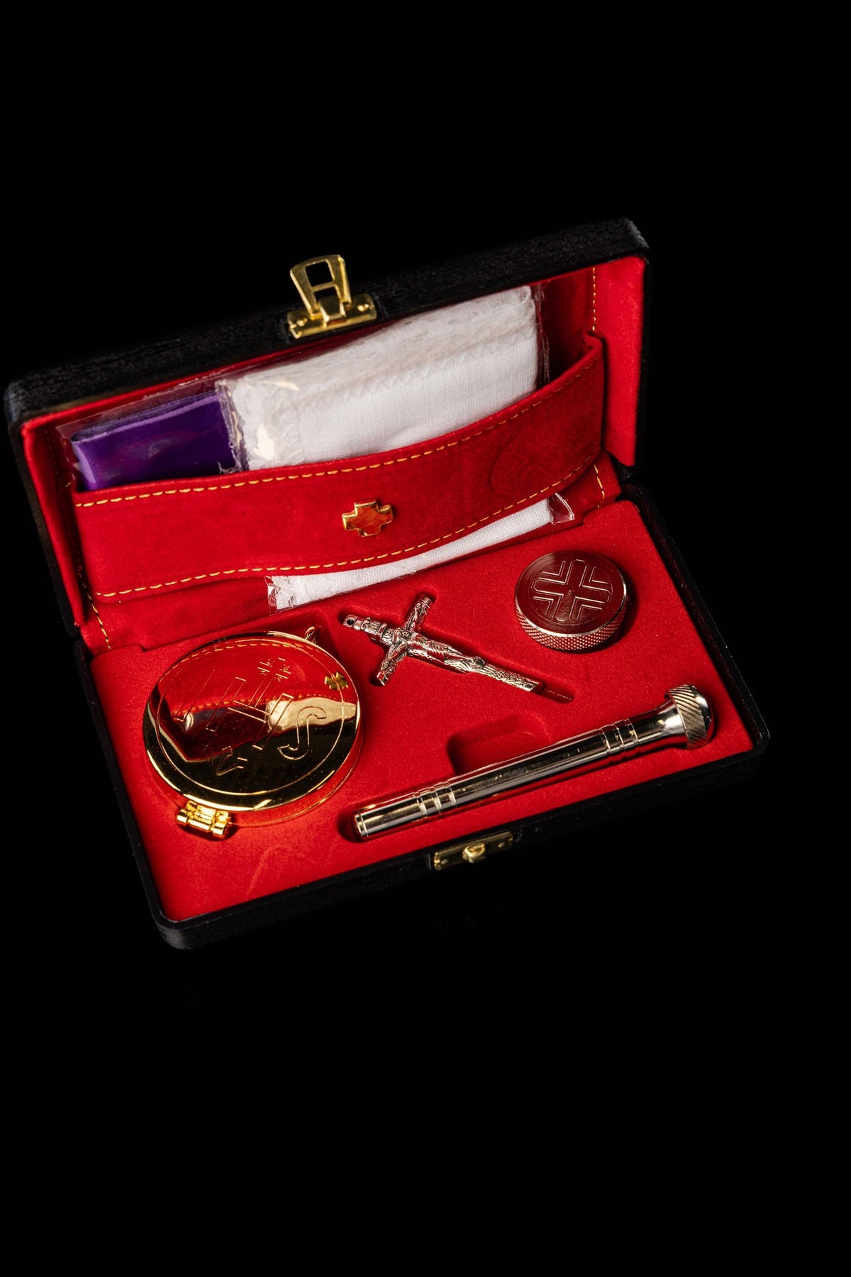 Burse with Liturgical Equipment in a Hard Case