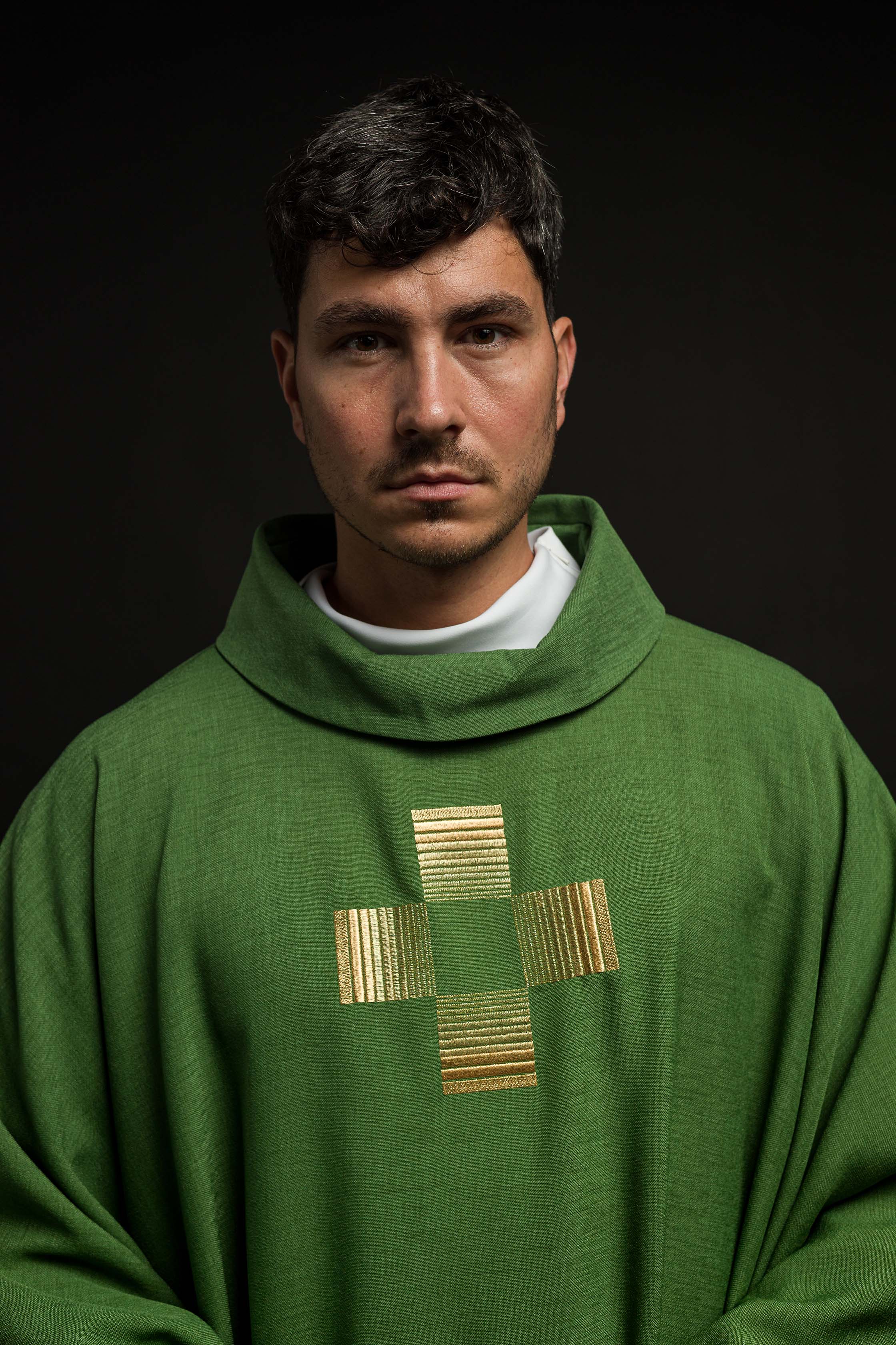 Chasuble with embroidered Crosses in green