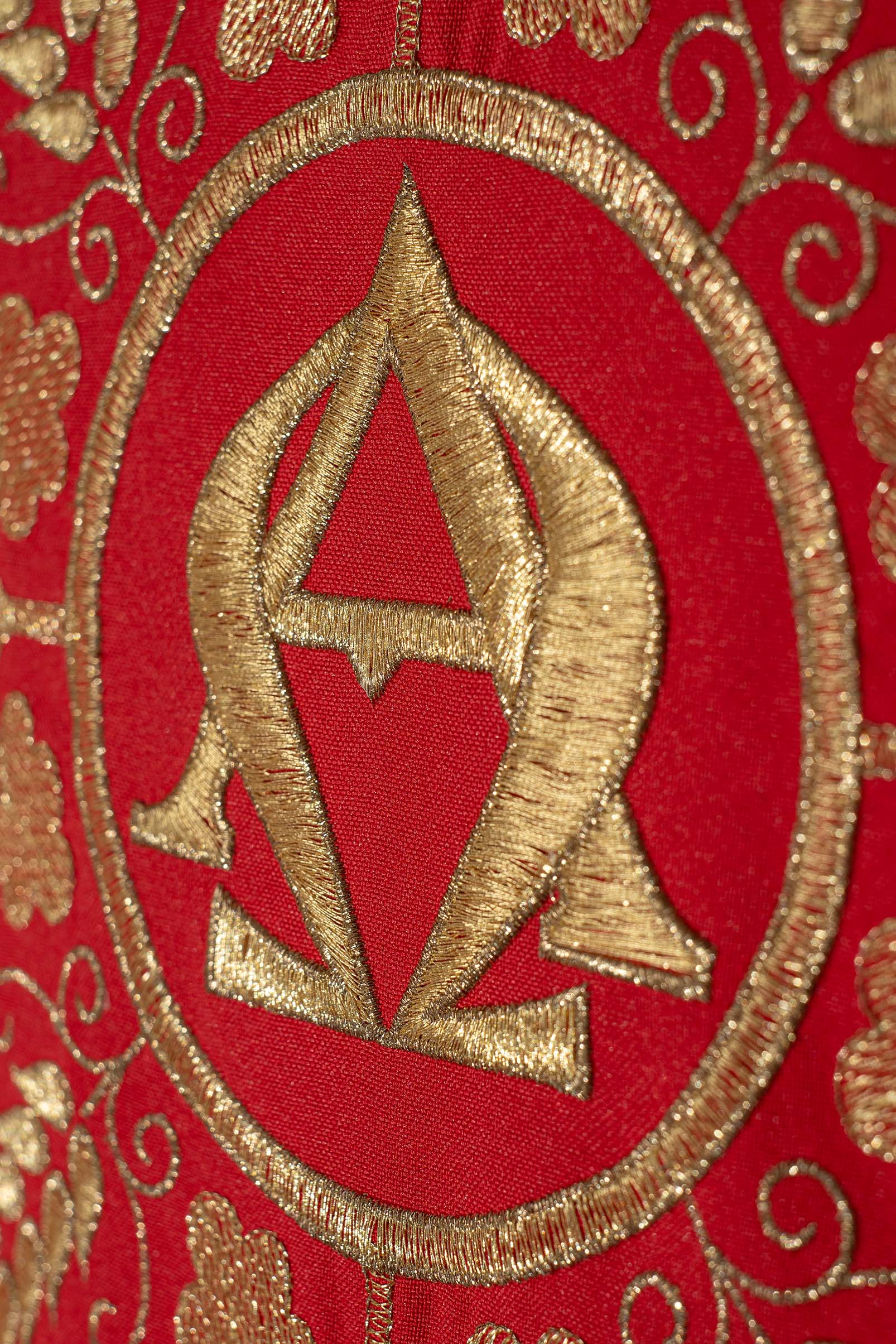 Embroidered red chasuble with Alpha and Omega symbols and wheat motifs - CHASUBLES.COM