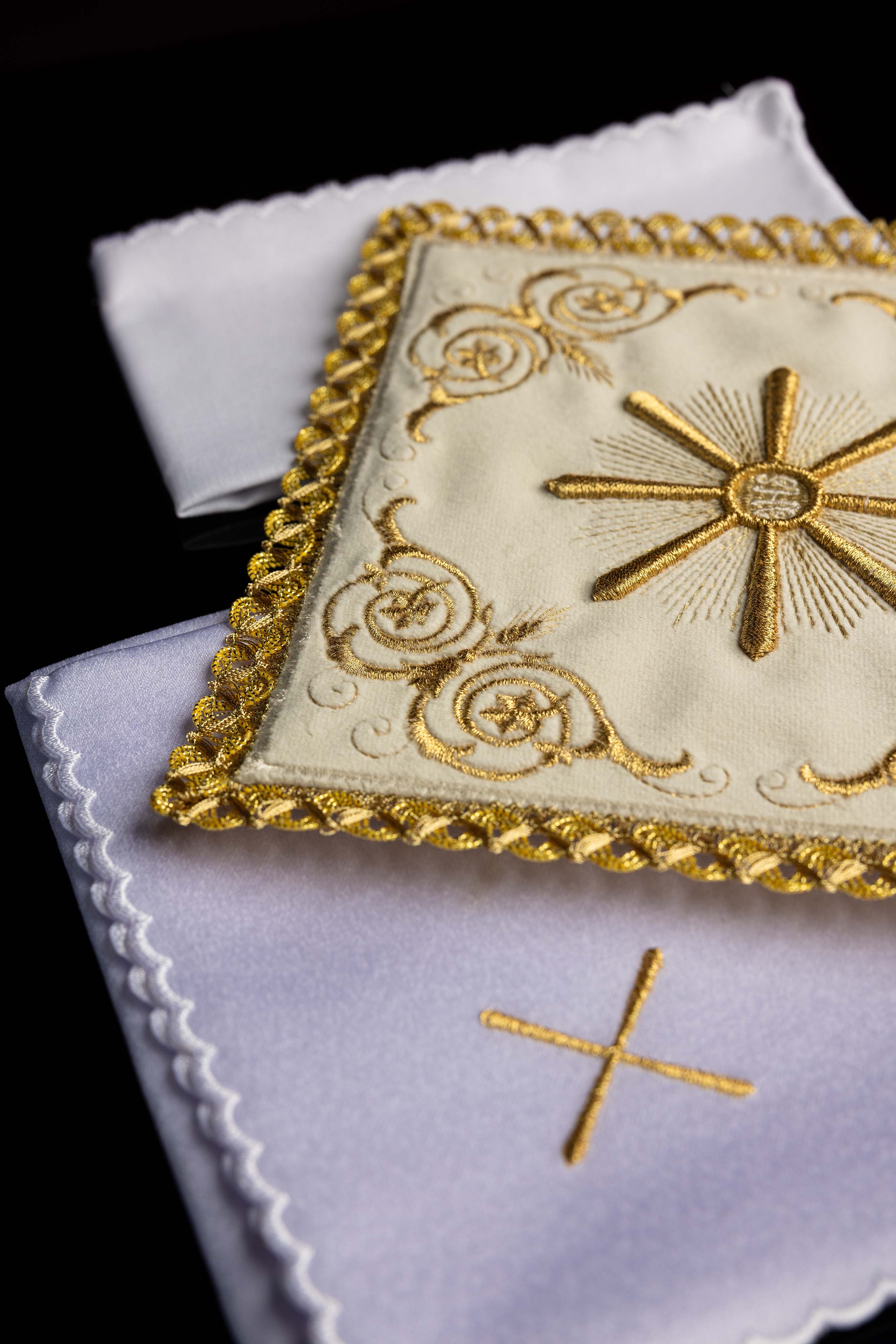 Embroidered chalice linens set ecru velvet