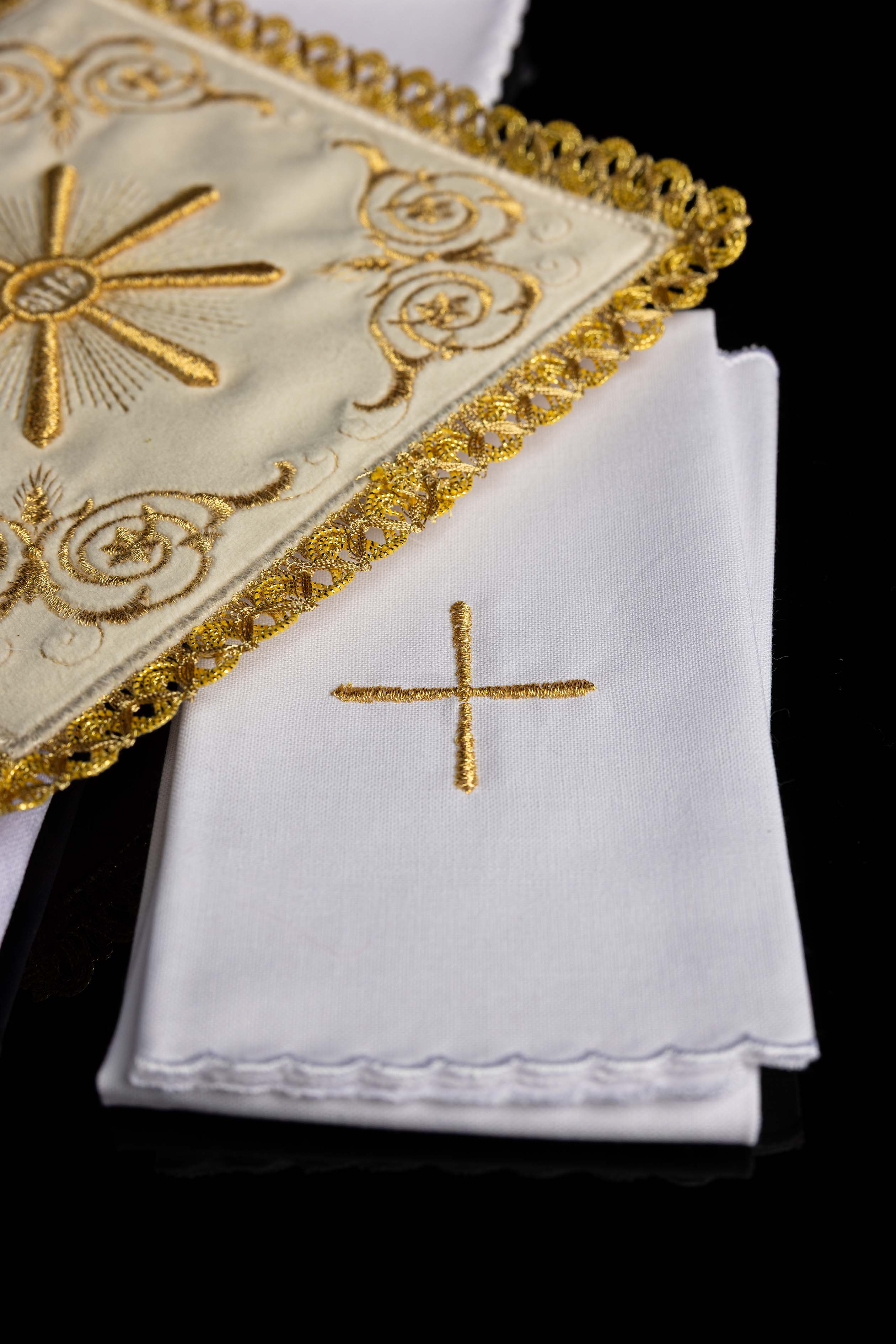 Embroidered chalice linens set ecru velvet