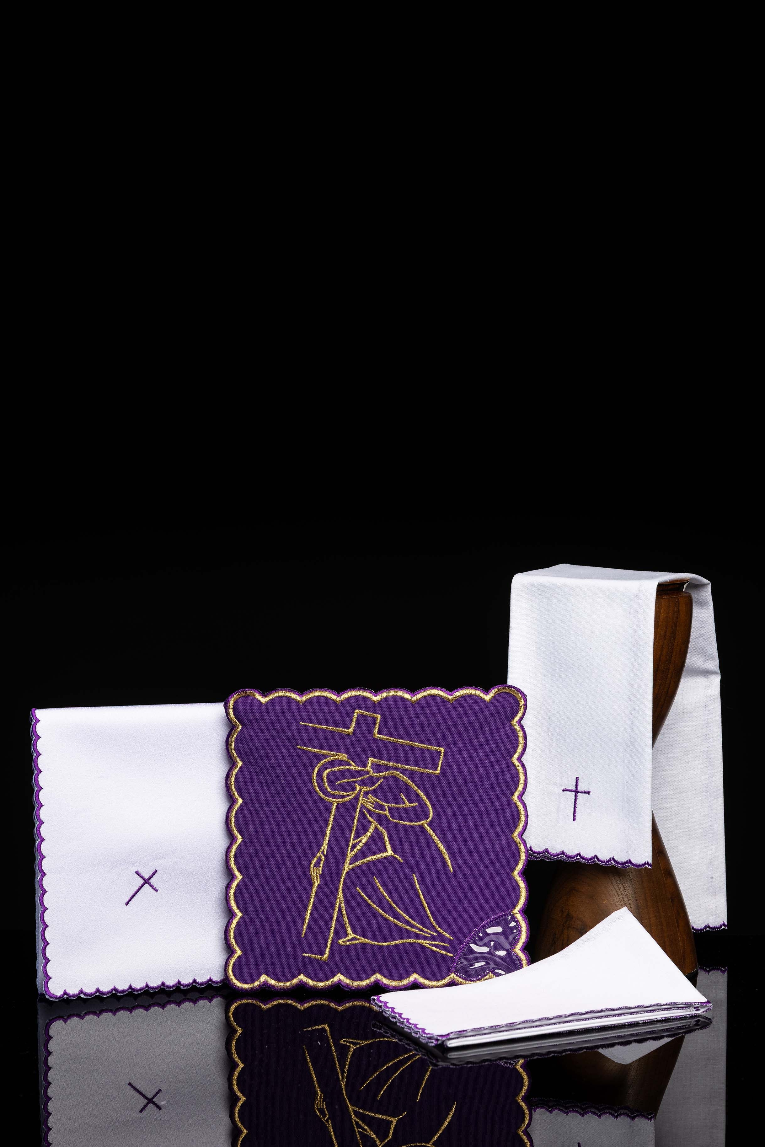 Embroidered chalice linens set Stations of the Cross