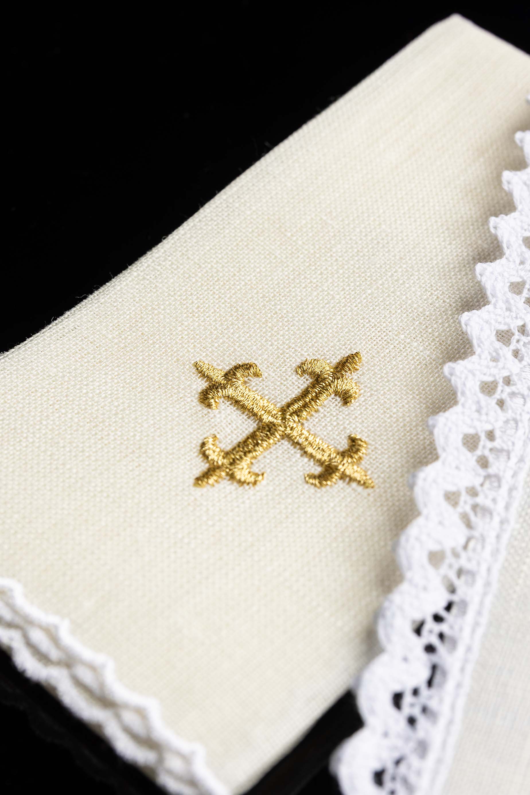 Embroidered altar linen KKL/167 - CHASUBLES.COM