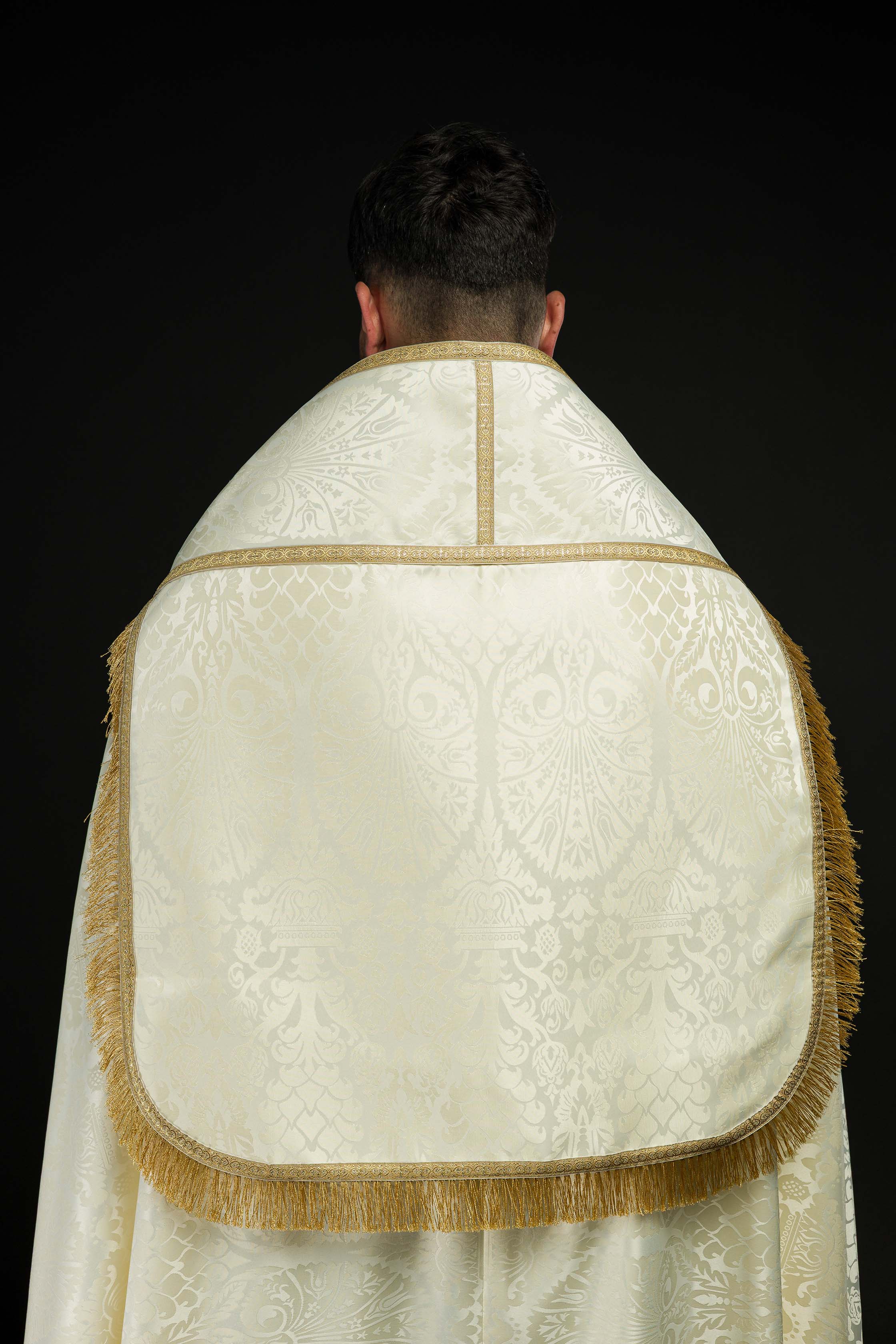 Smooth Ecru Jacquard Roman Cope