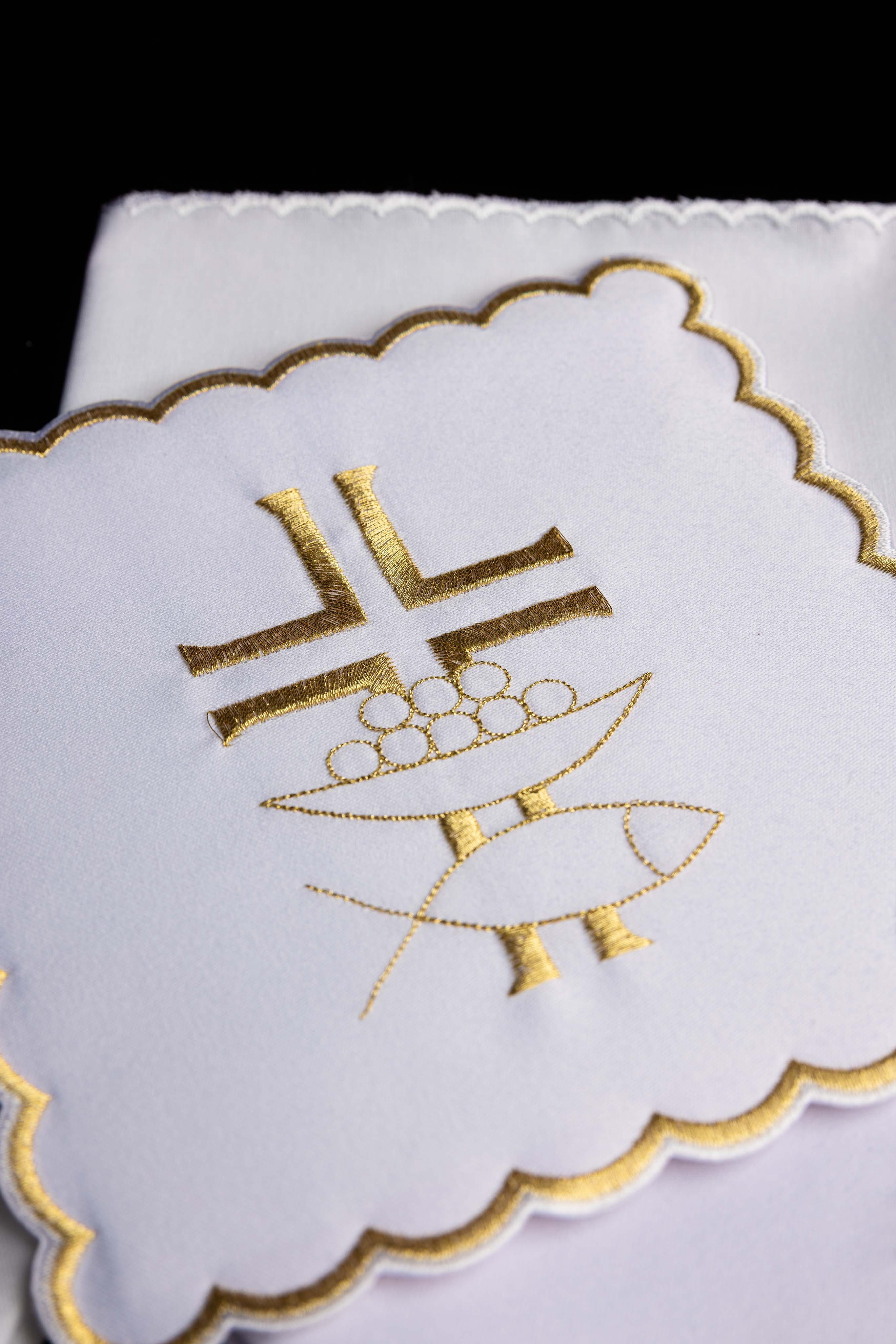 Chalice linens set with gold cross and Ichthys
