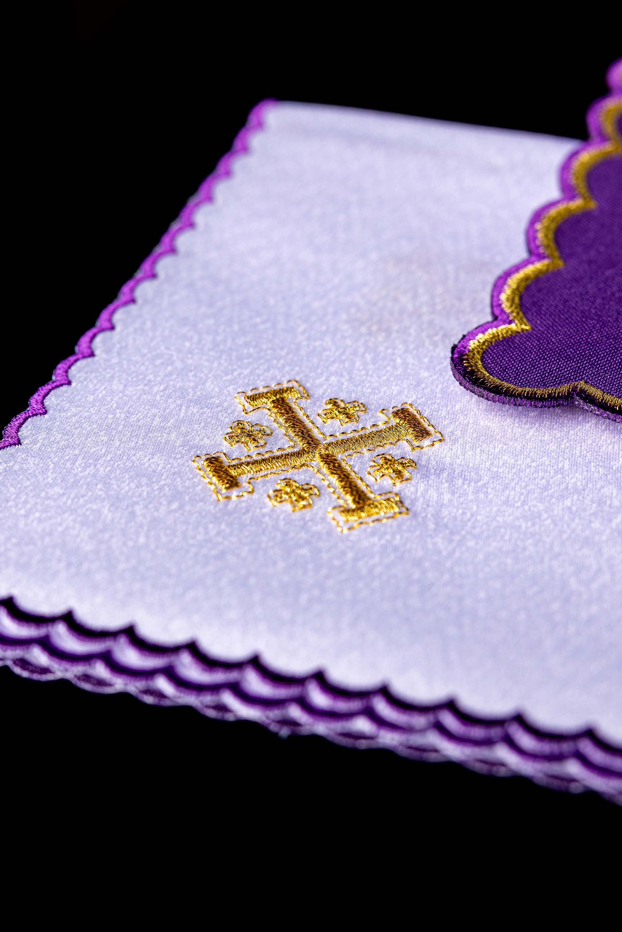 Chalice Set with purple Pall and Jerusalem Cross embroidery - CHASUBLES.COM
