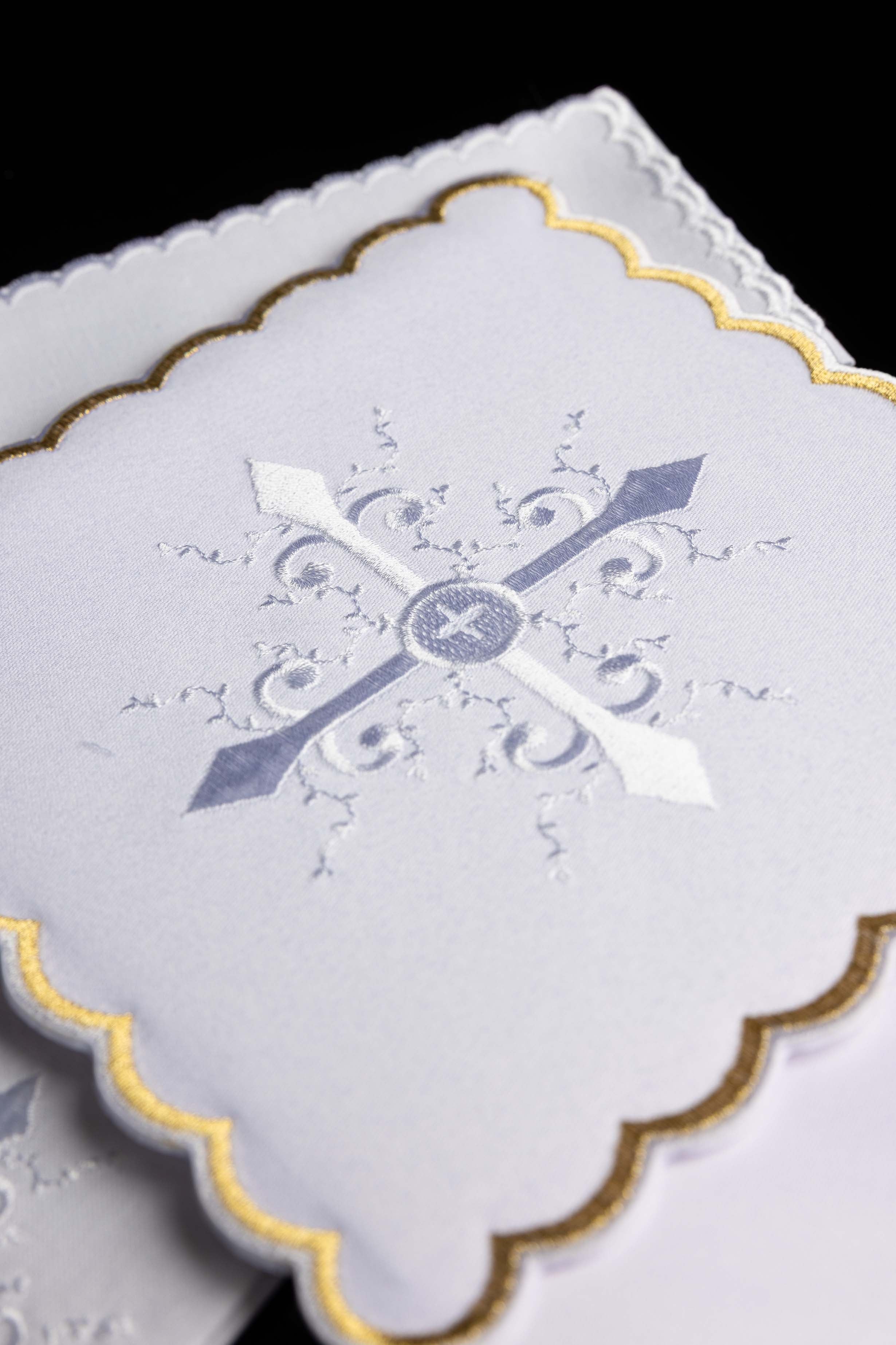 Chalice Linens set with white embroidery