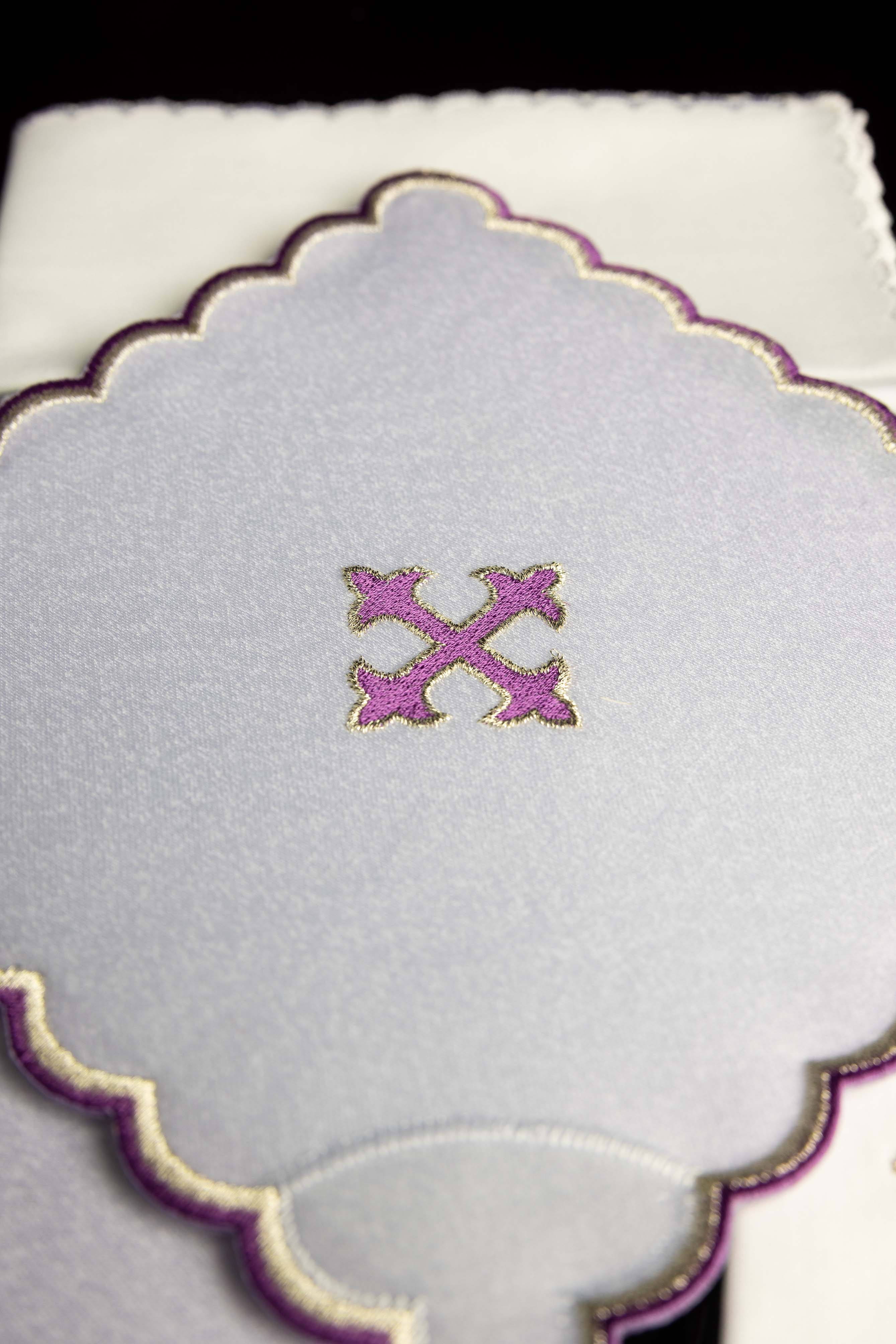 Embroidered Chalice Linens