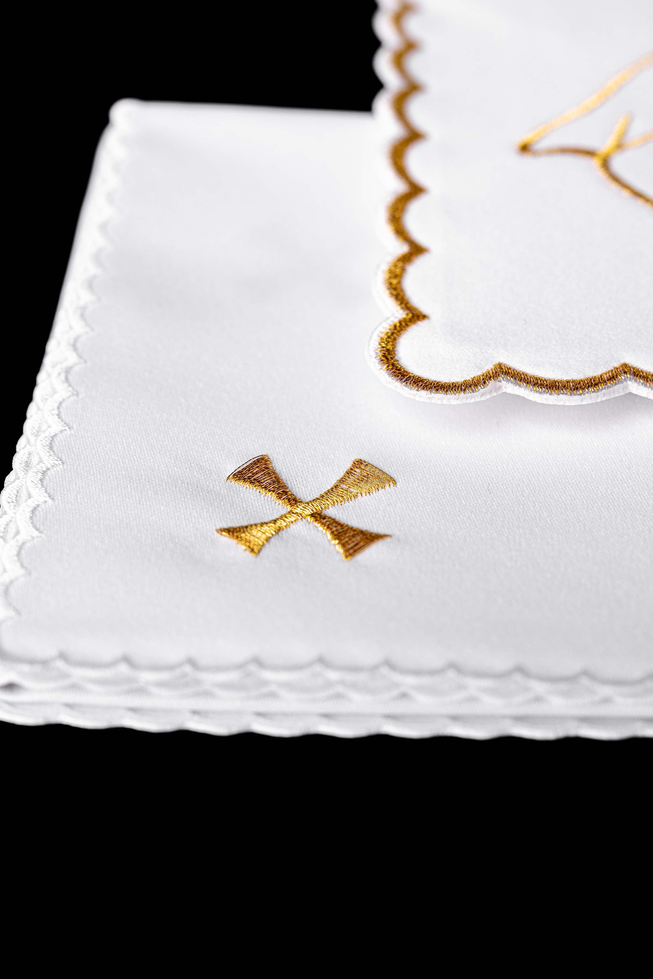 Chalice Linens with Holy Family Embroidery - CHASUBLES.COM