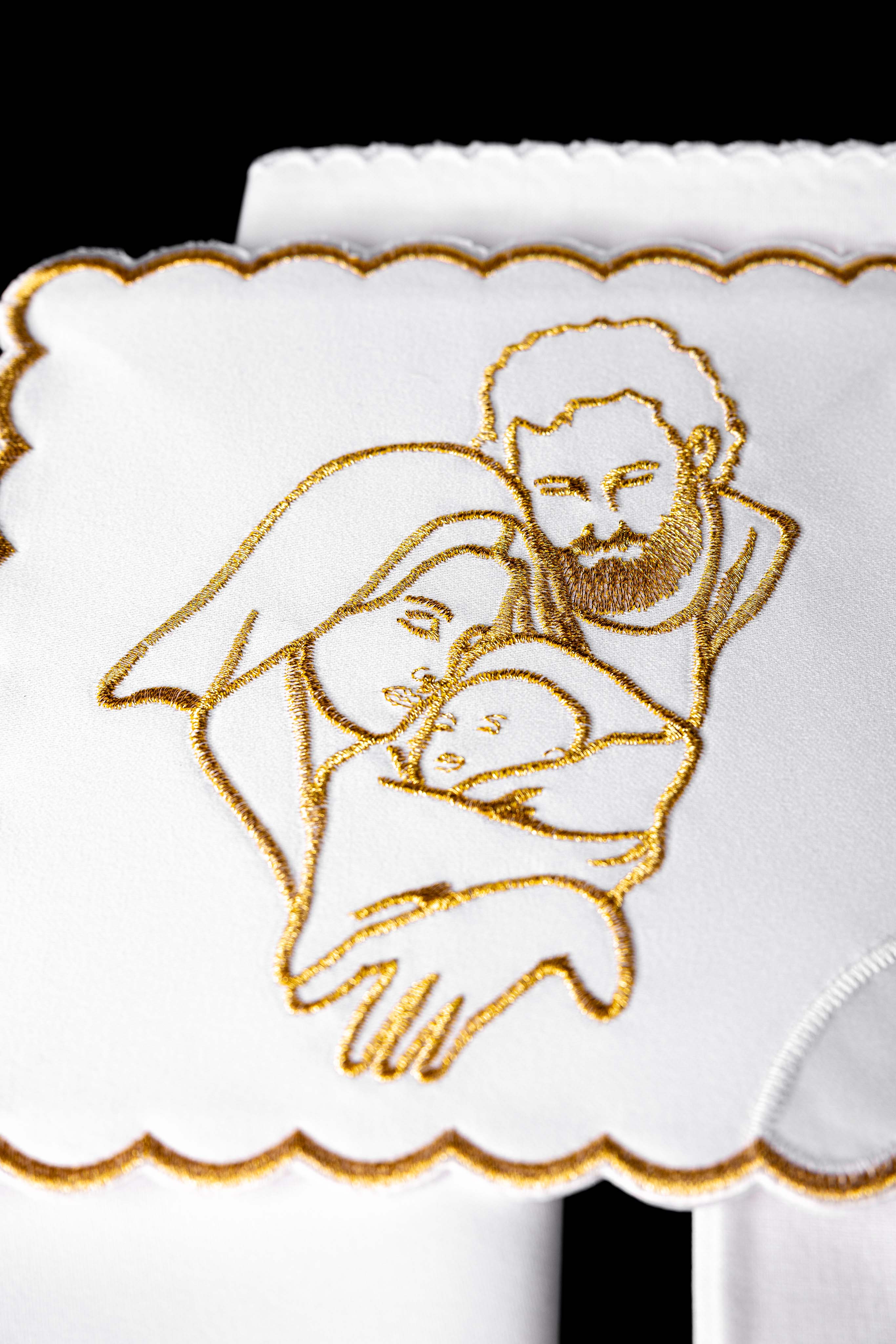 Chalice Linens with Holy Family Embroidery