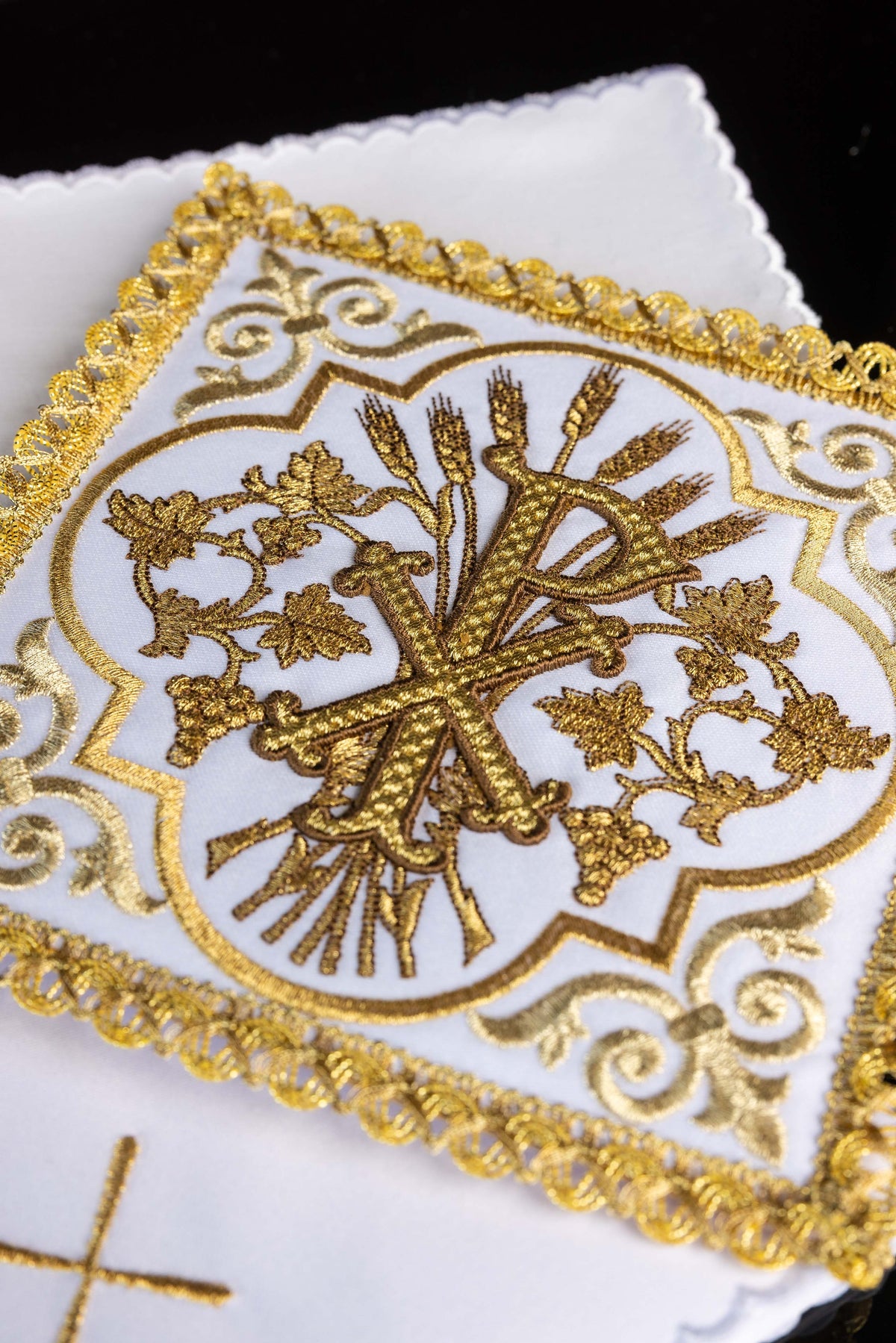 Chalice Linen Set – PAX Symbol
