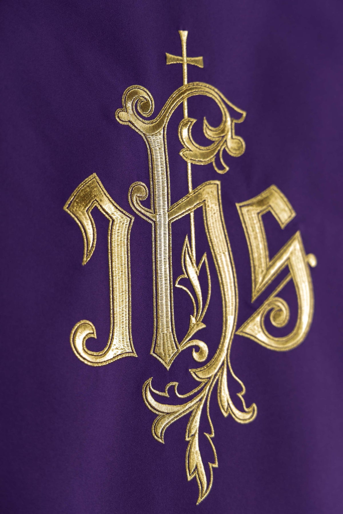 Purple Lectern Cloth with Embroidered IHS Motif