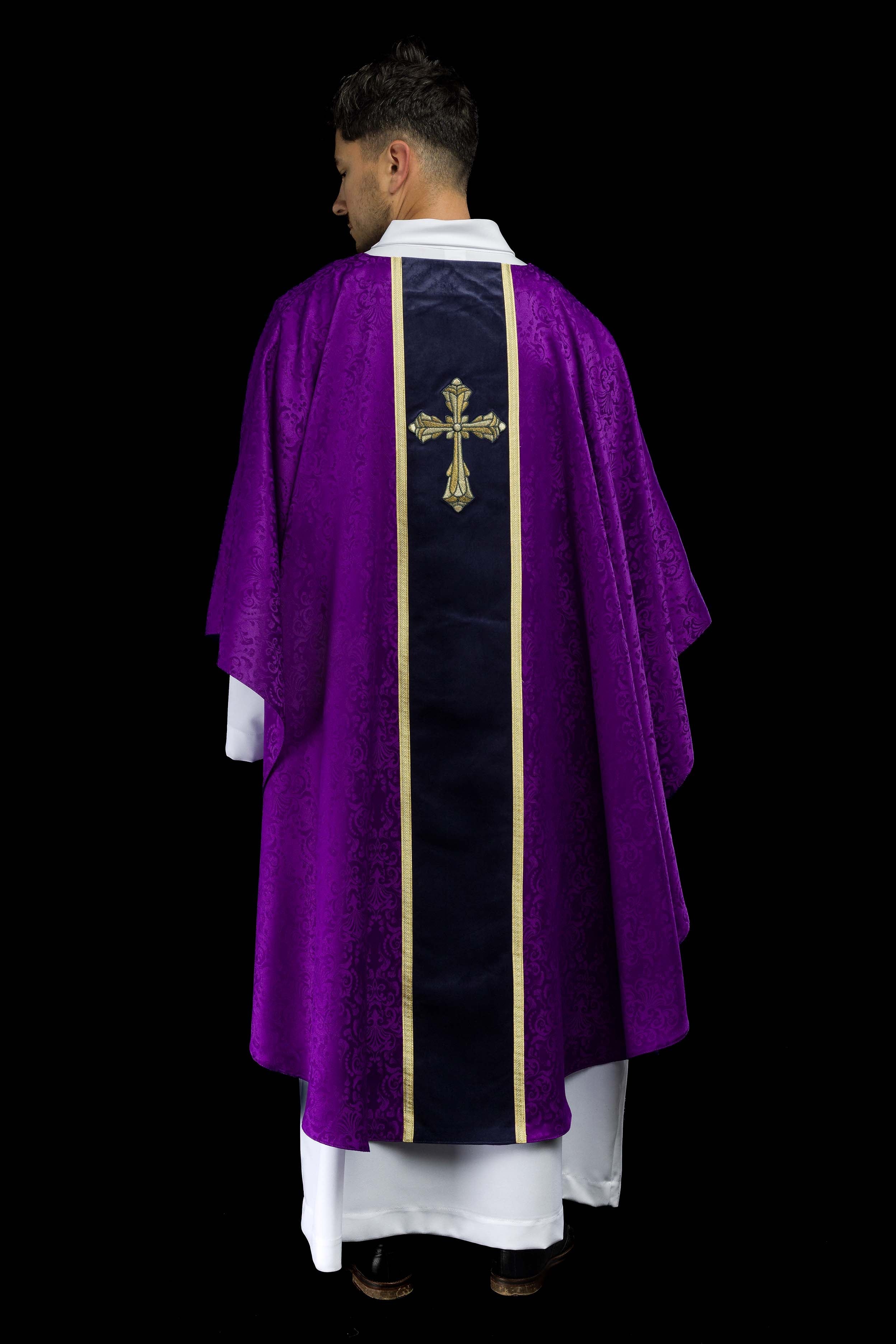 Purple liturgical chasuble with stole and cross embroidery on jacquard fabric - CHASUBLES.COM