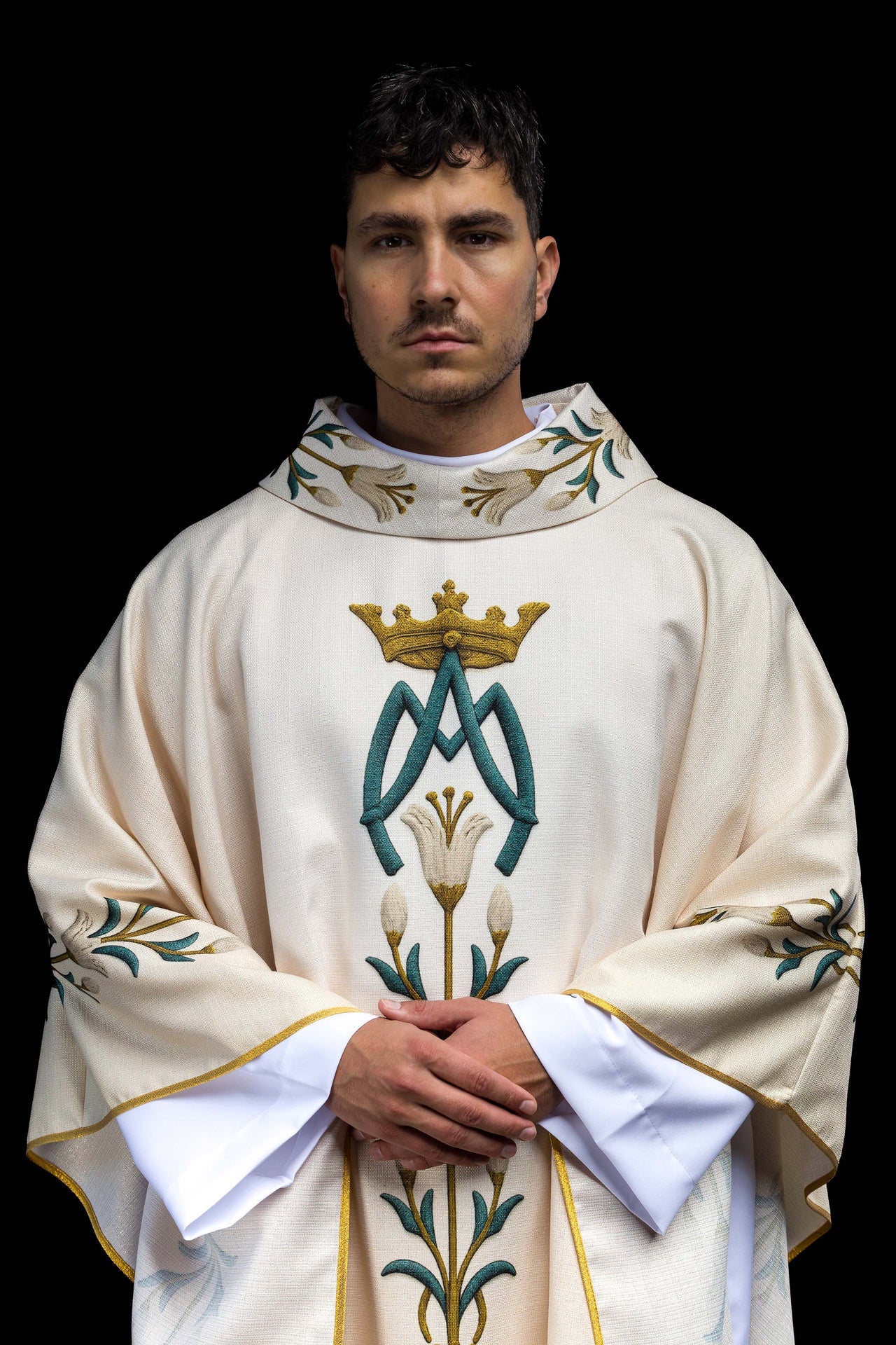 Printed Marian Chasuble with Lily Pattern and Monogram Ecru