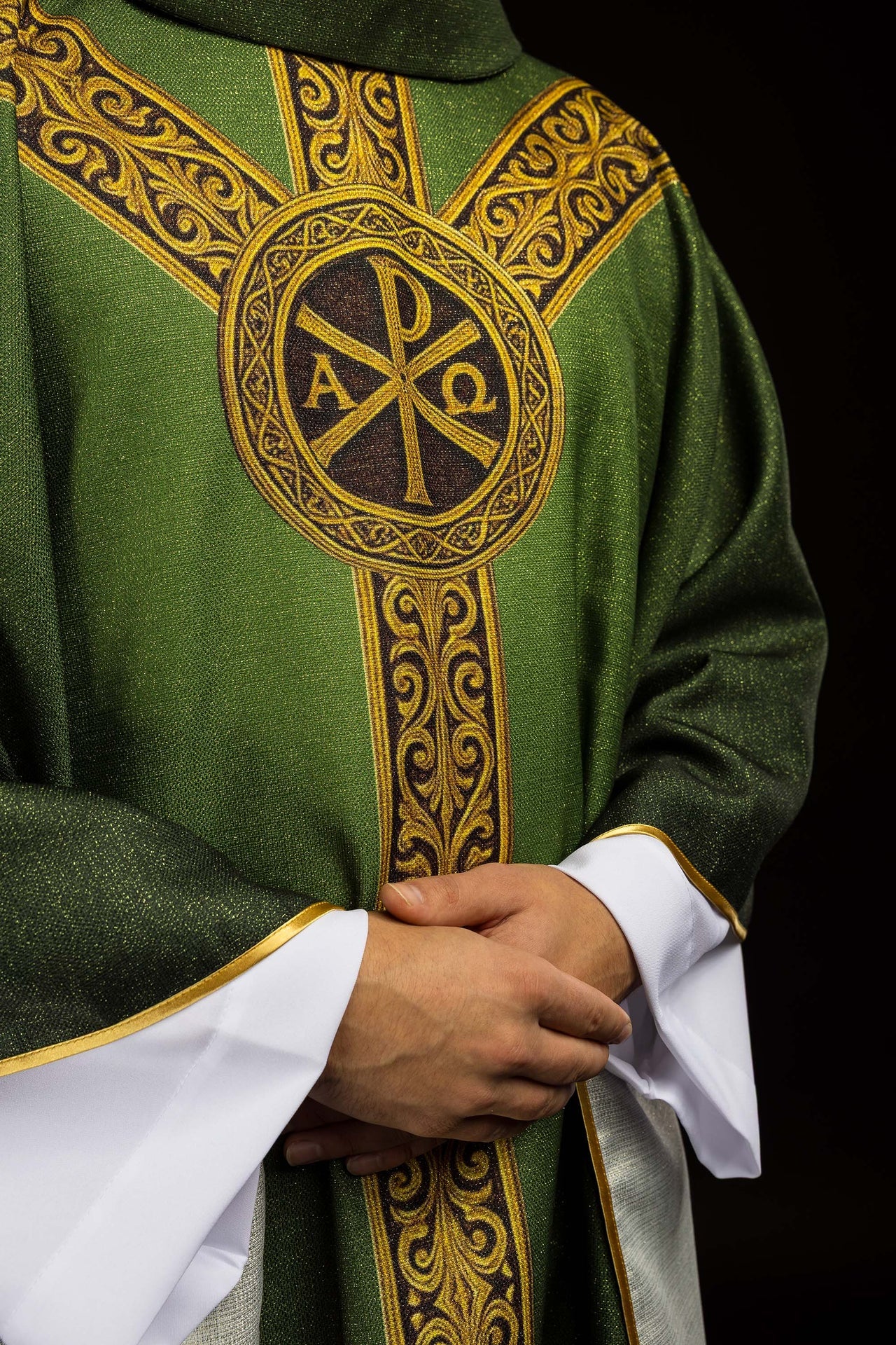 Green printed Pax chasuble with rich gold ornamentation - CHASUBLES.COM