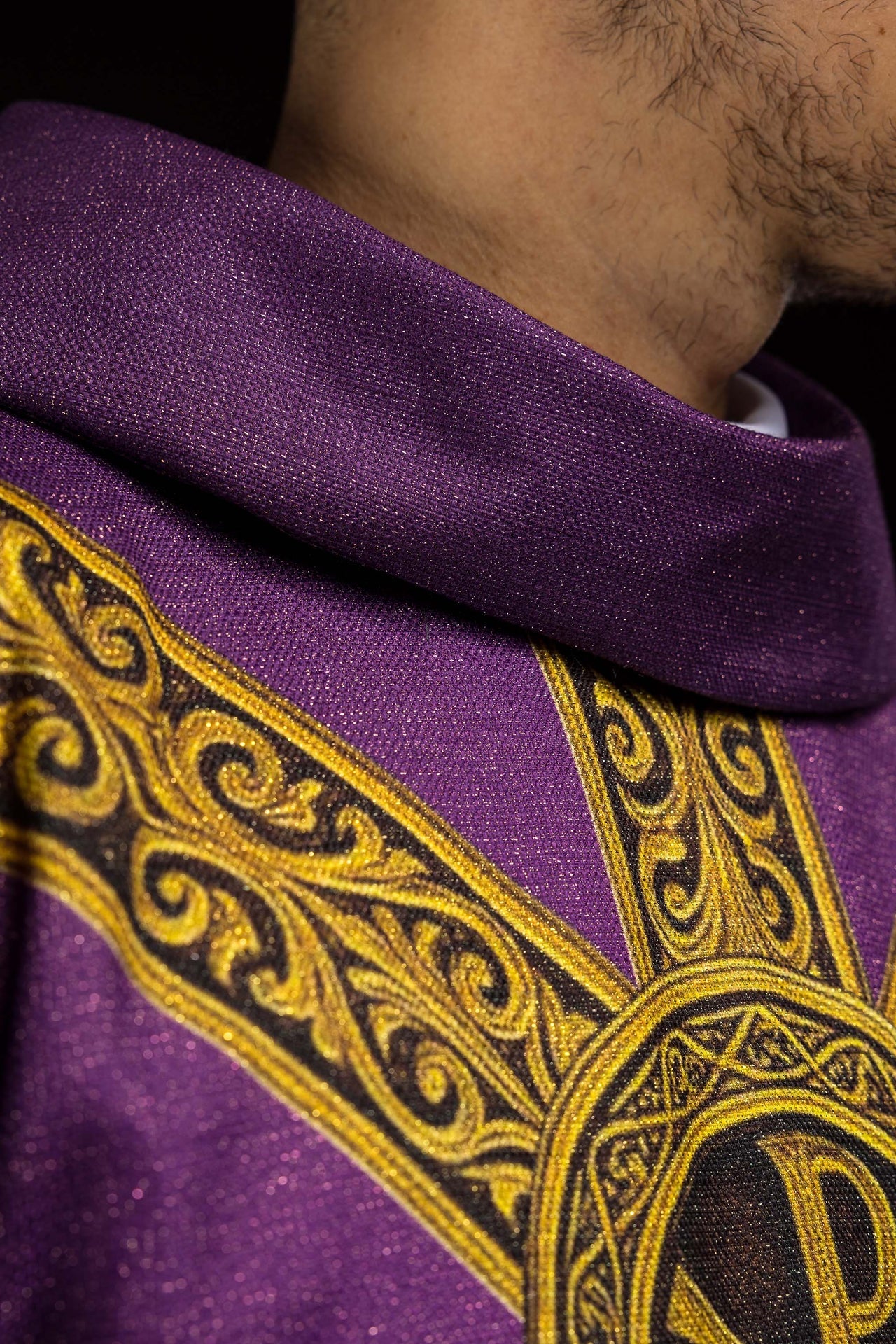 Purple printed Pax chasuble with rich gold ornamentation - CHASUBLES.COM
