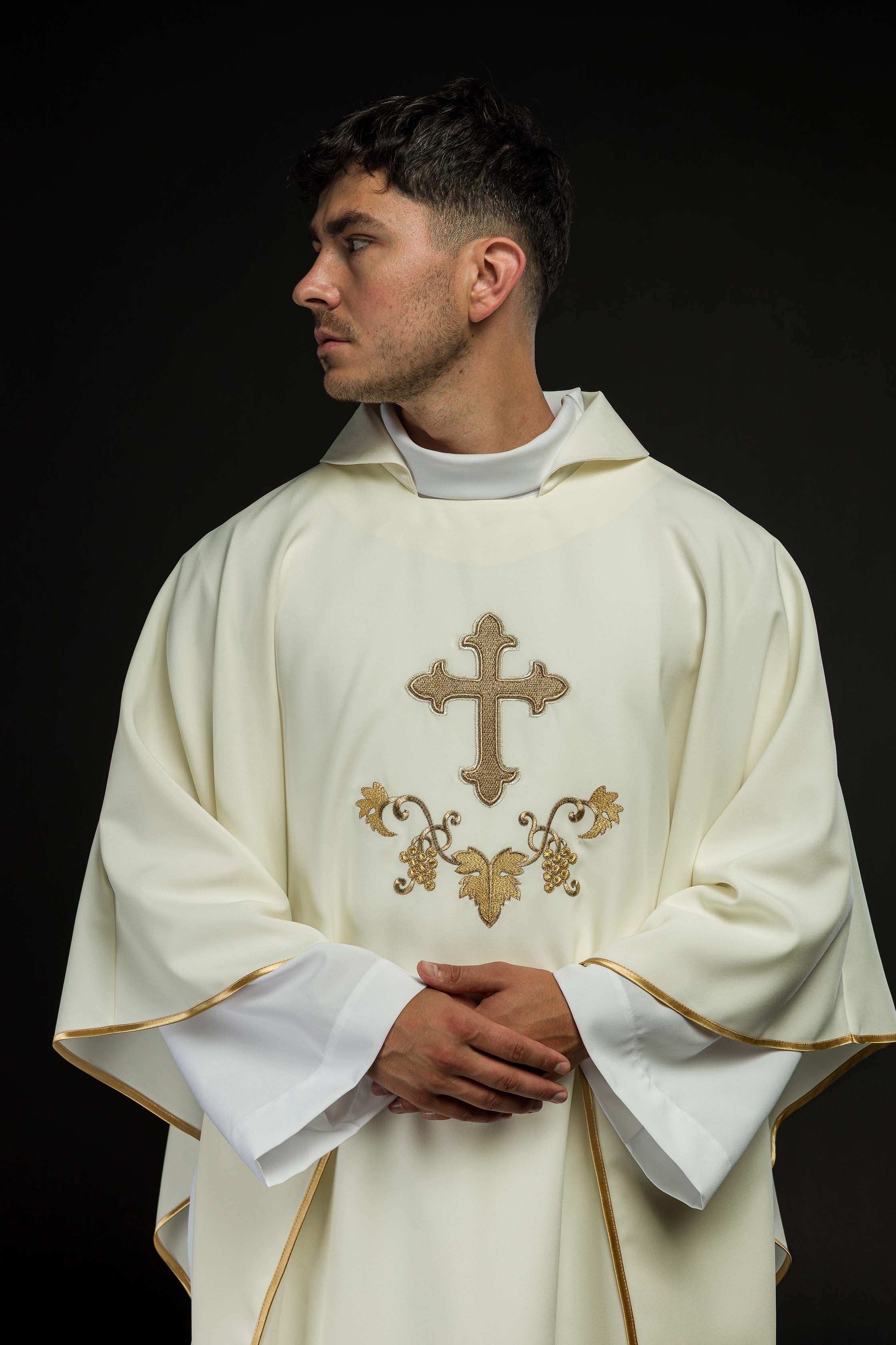 Chasuble with embroidered cross symbol and wide ecru collar