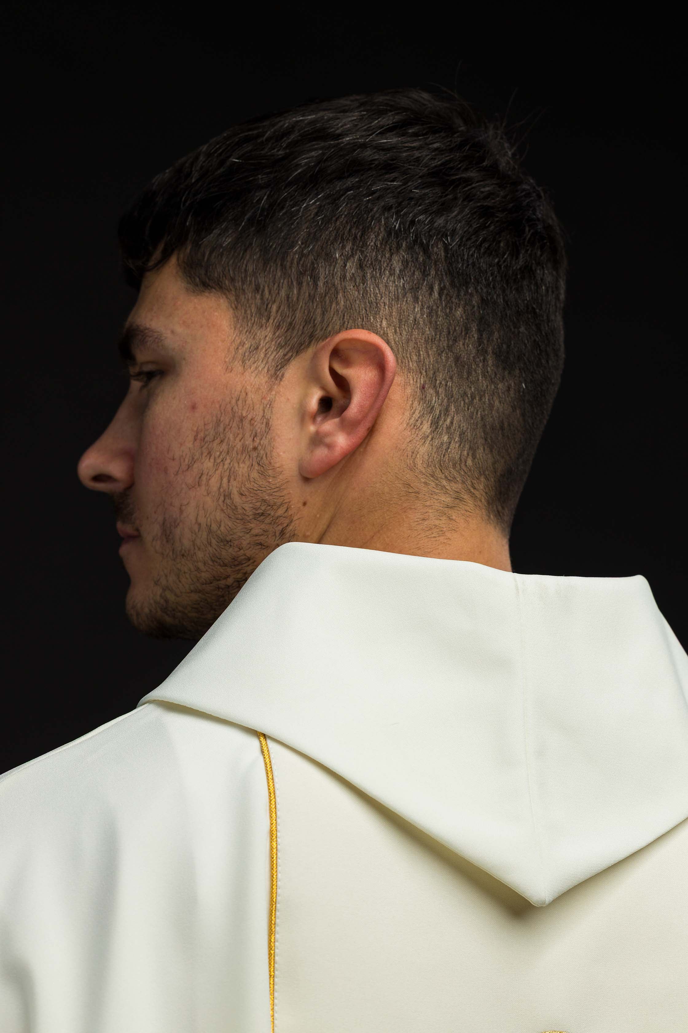 Ecru chasuble with the image of Jesus