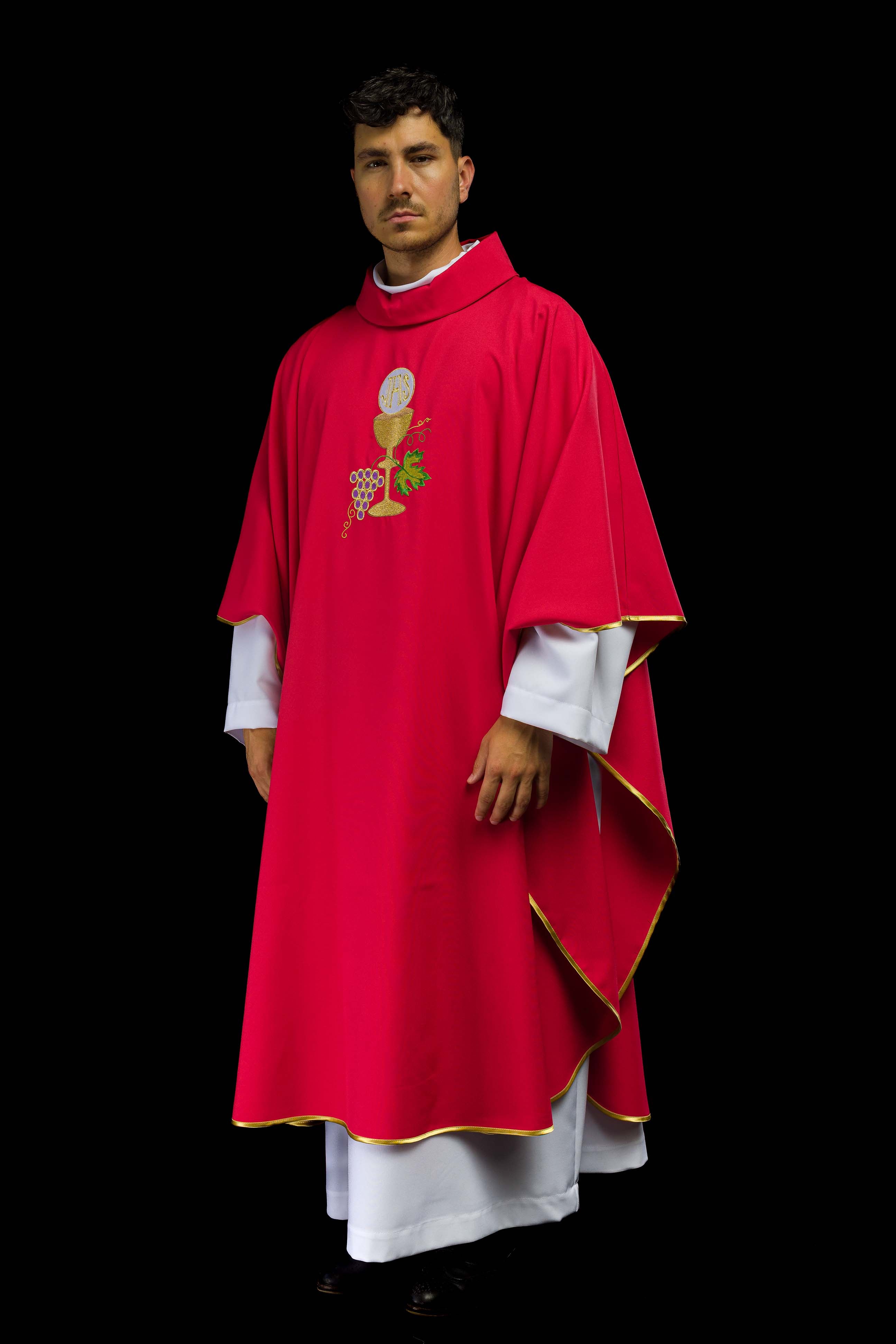 Chasuble Chalice Cross and Grapes in red - CHASUBLES.COM