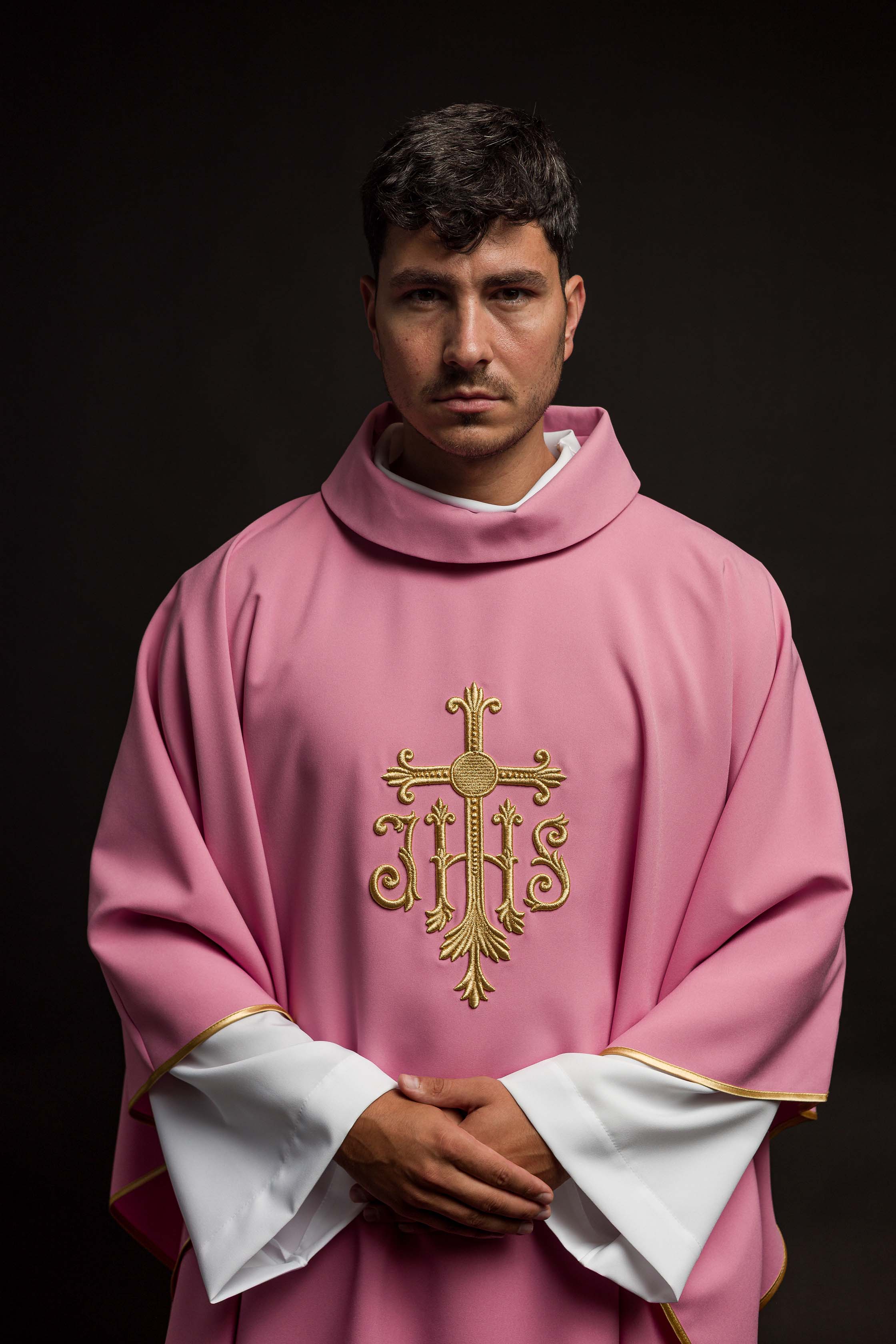 Chasuble embroidered with IHS symbol in pink