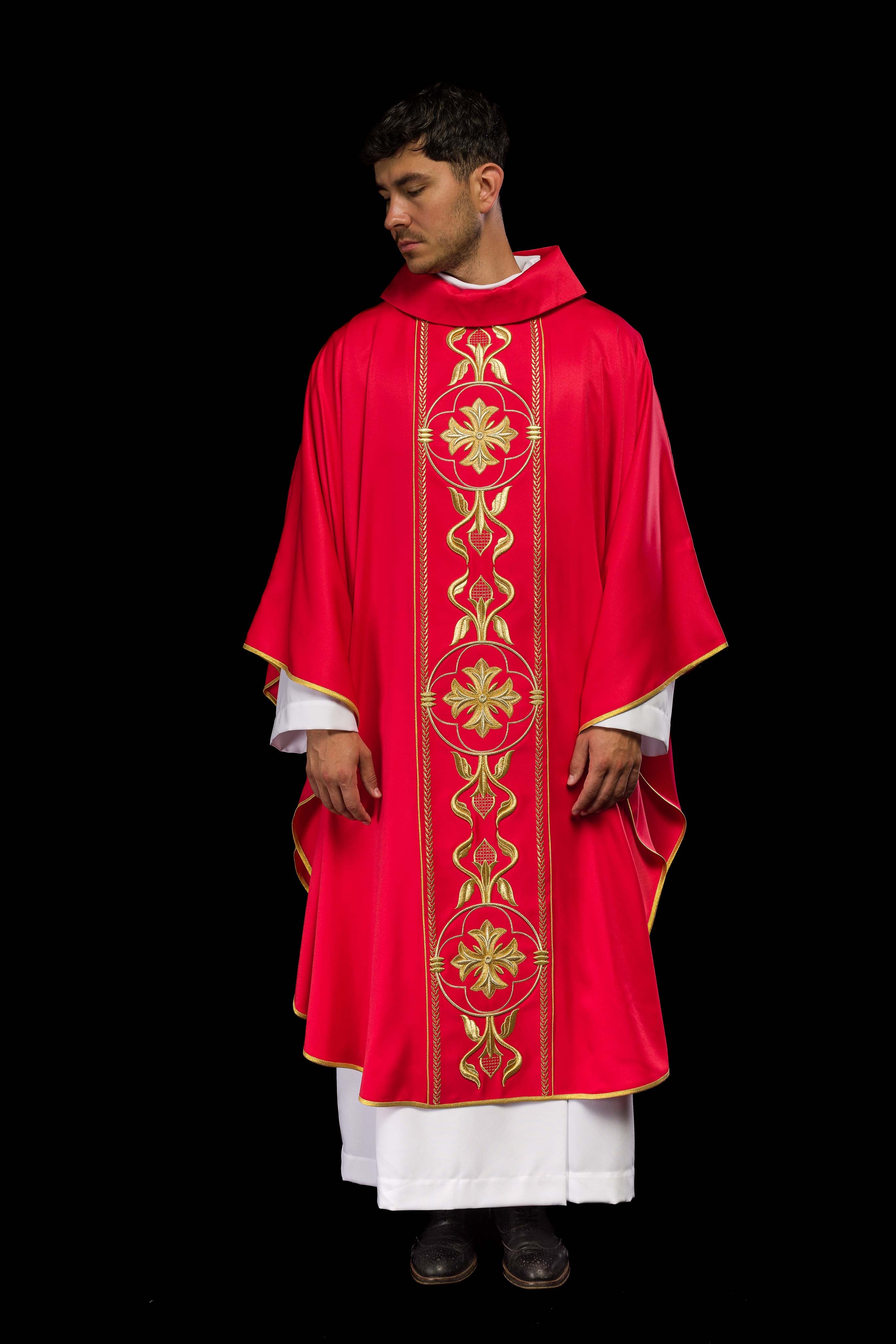 Embroidered red chasuble with decorative band - CHASUBLES.COM