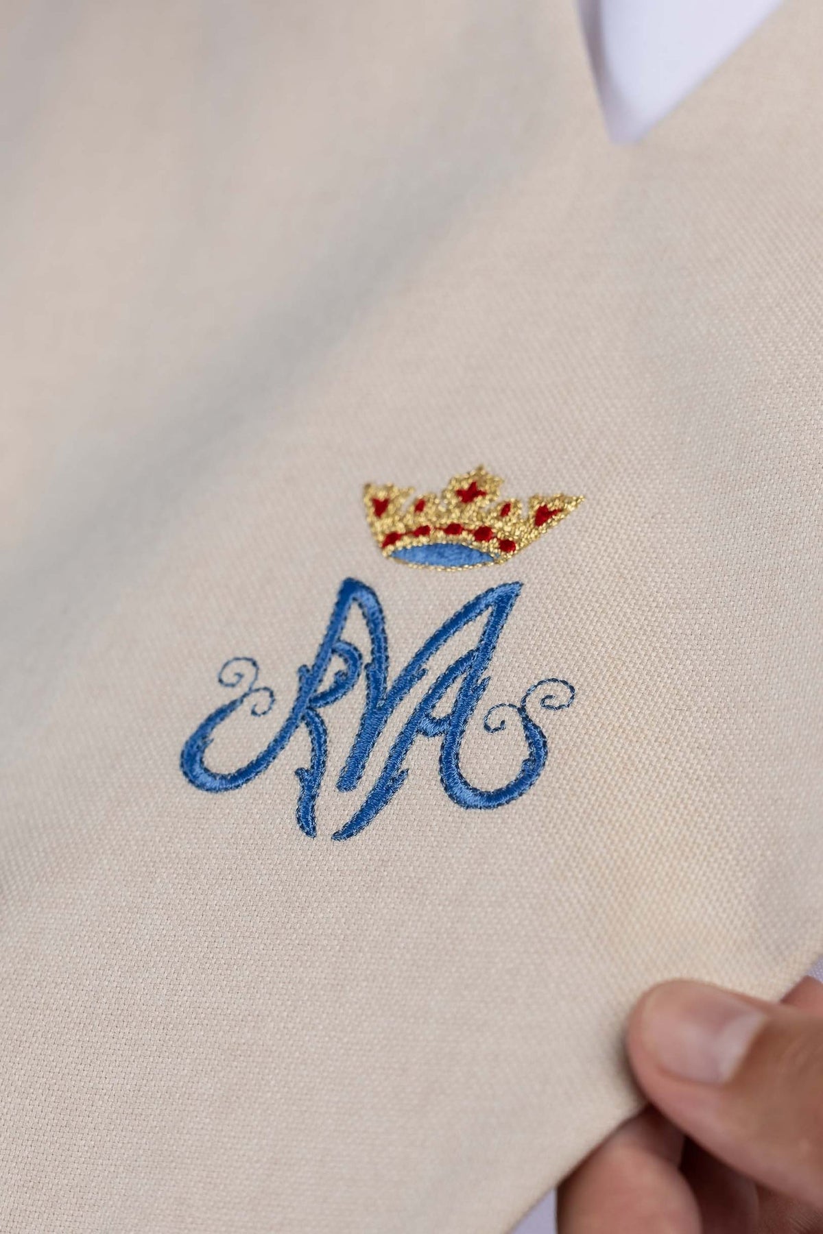 Ecru Lector's Stole with Marian Embroidery