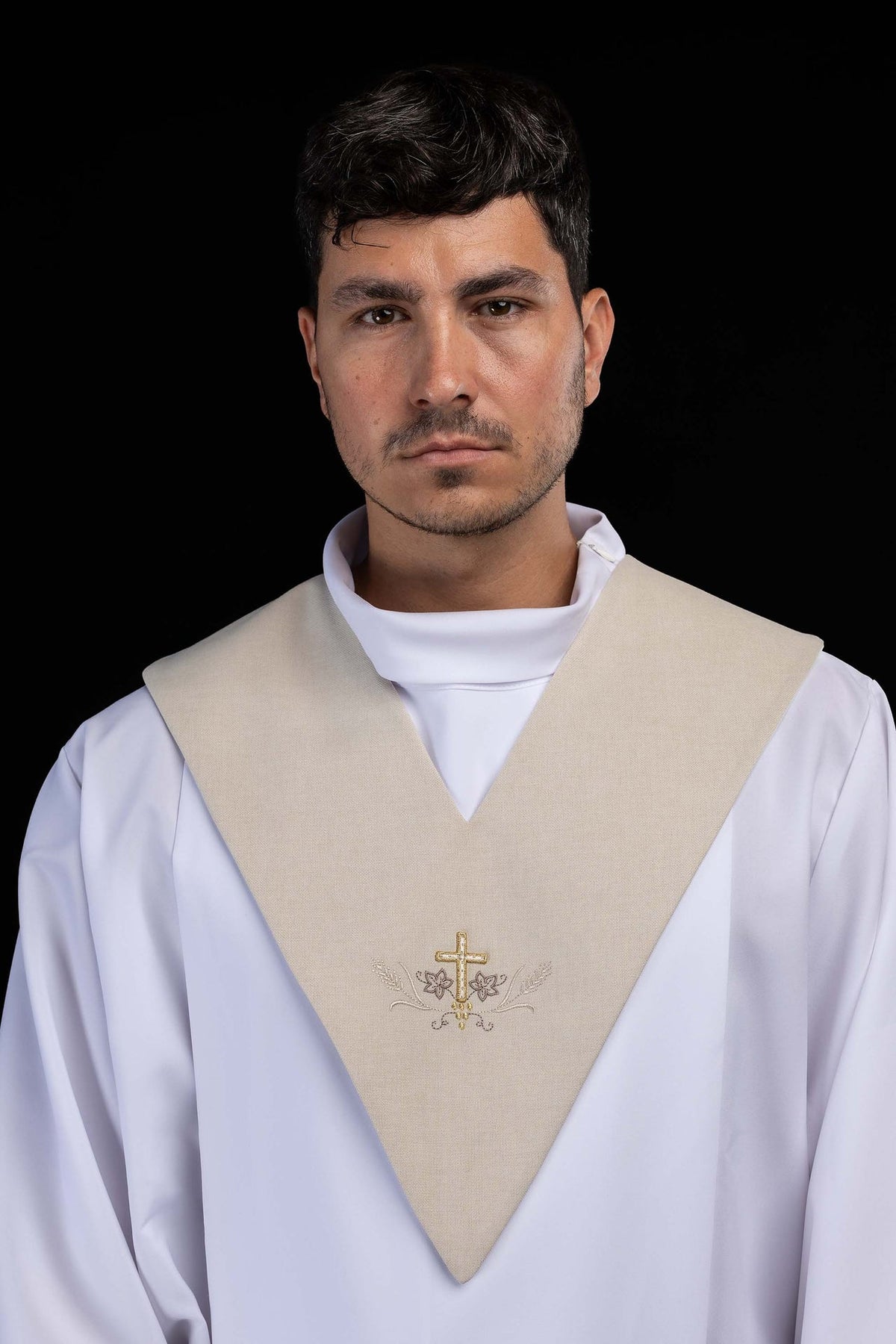 Ecru Lector's Stole with Embroidered Gold Cross