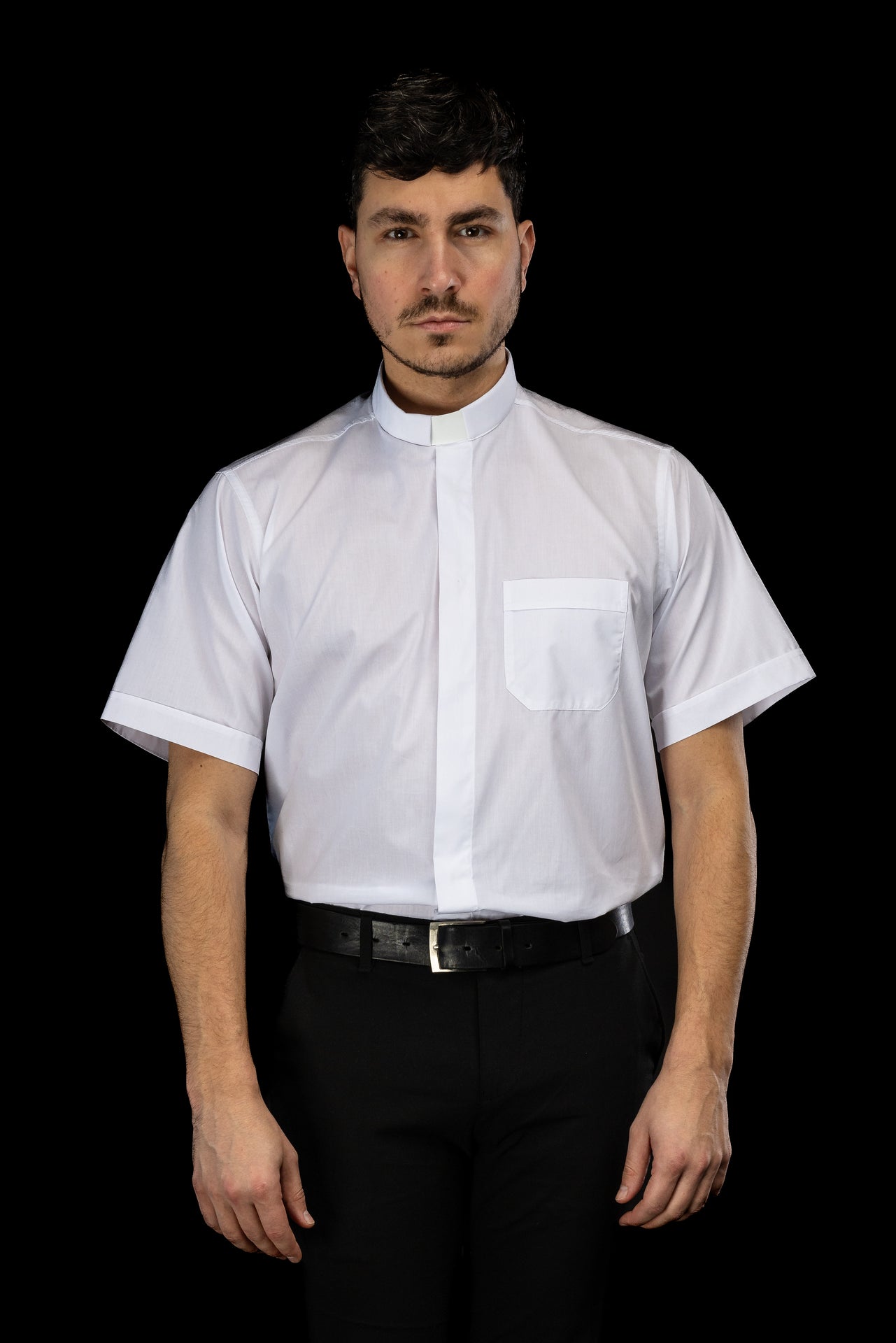 White short-sleeved clerical shirt with clerical collar