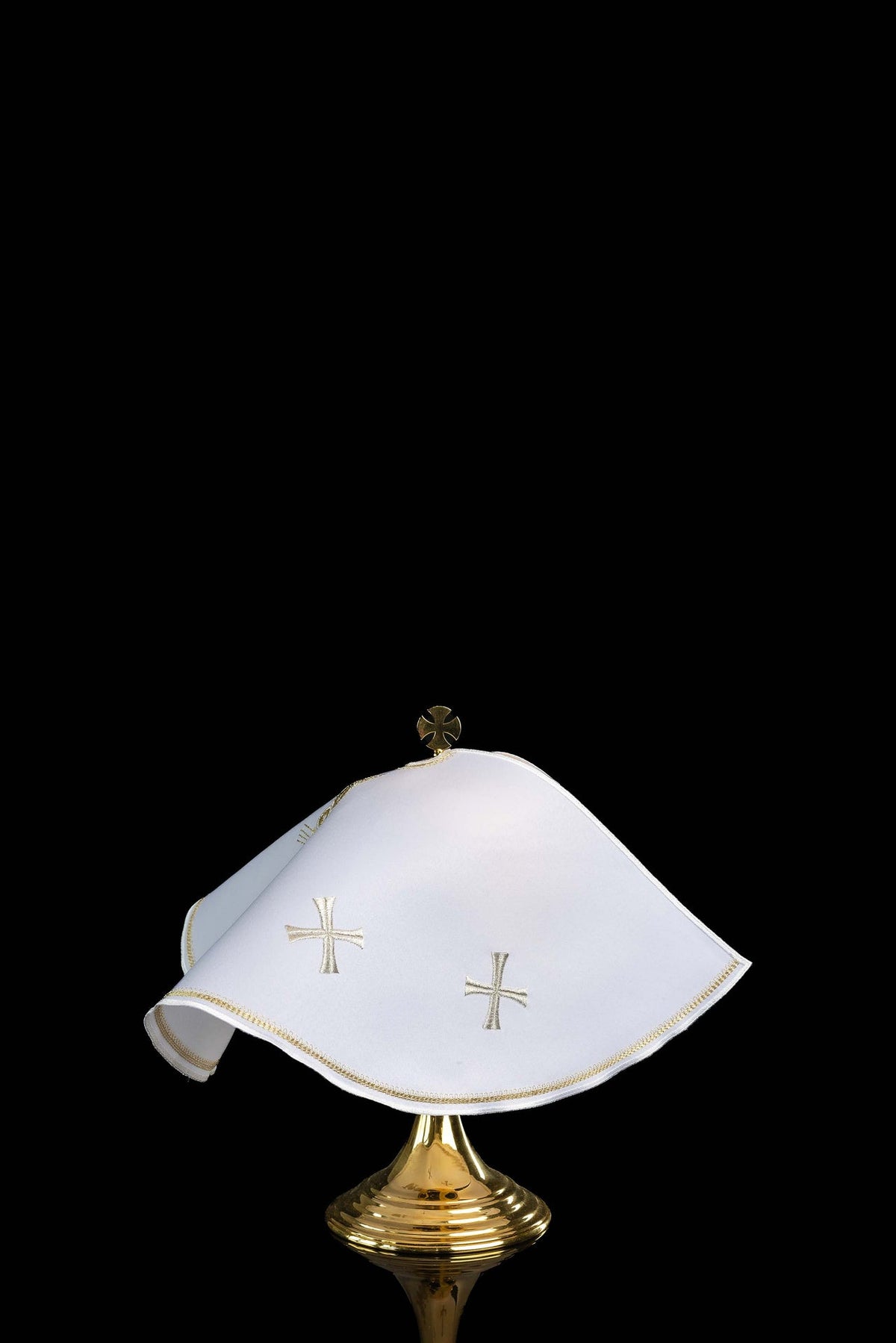 Ciborium Veil Embroidered in Gold with Bread and Fish Motifs