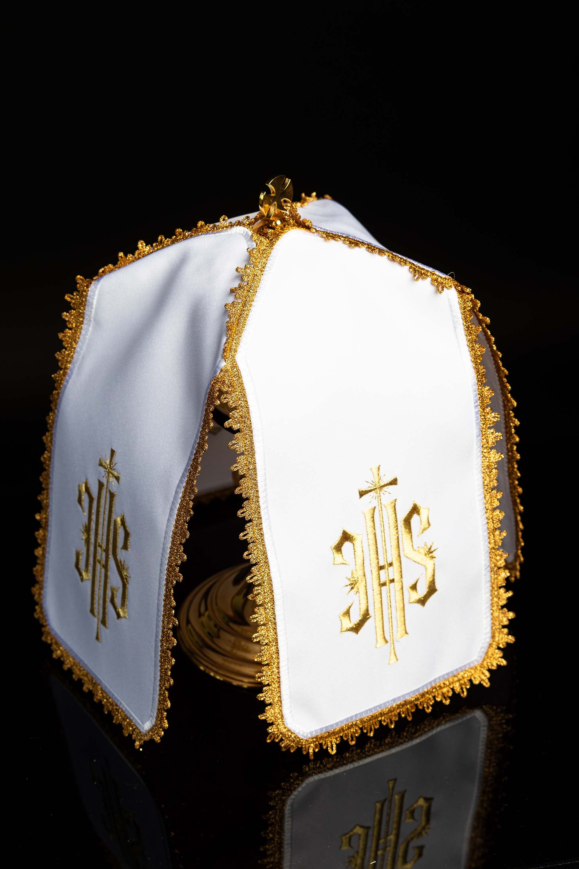 Ciborium Veil with Gold IHS Embroidery