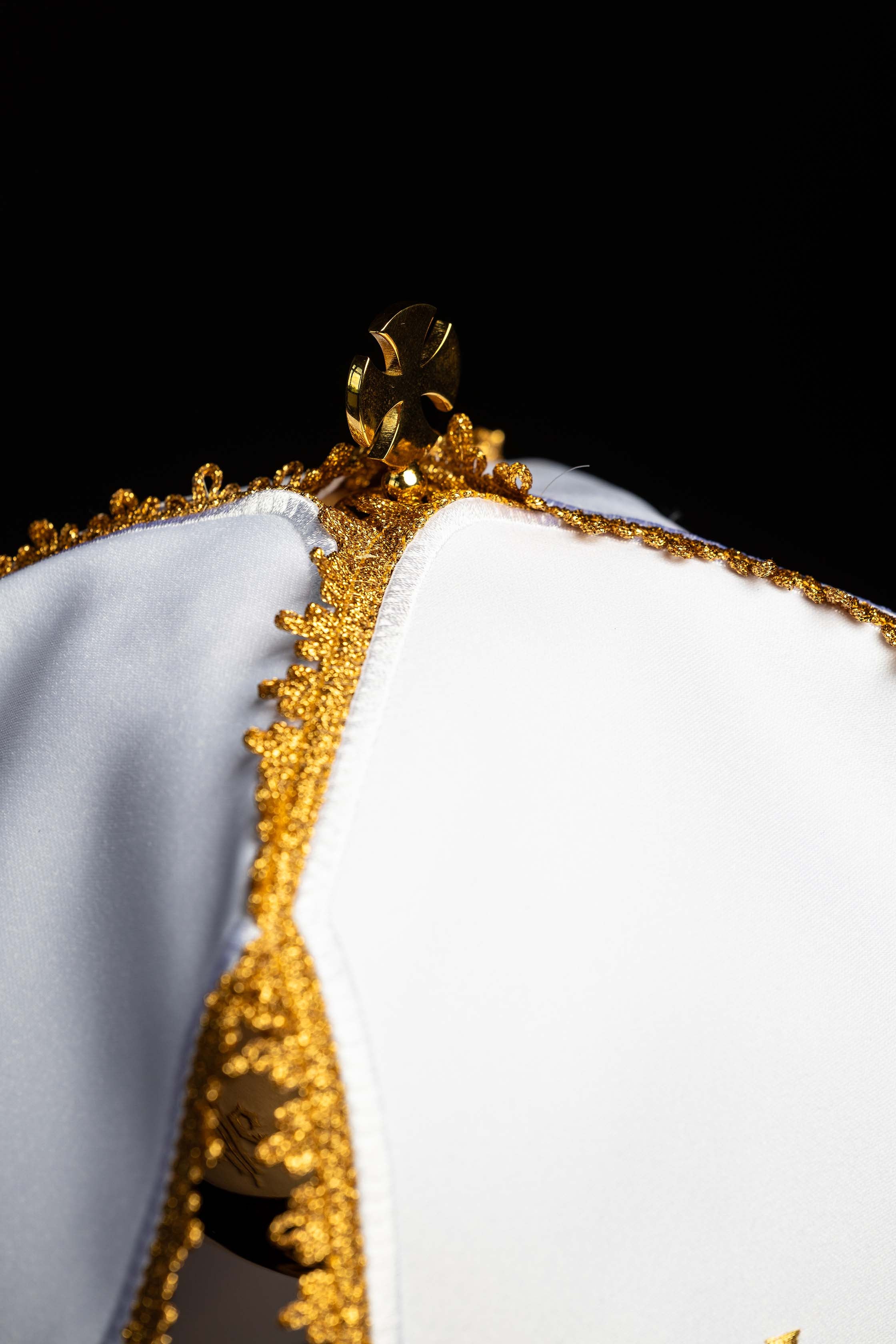 Ciborium Veil with Gold IHS Embroidery