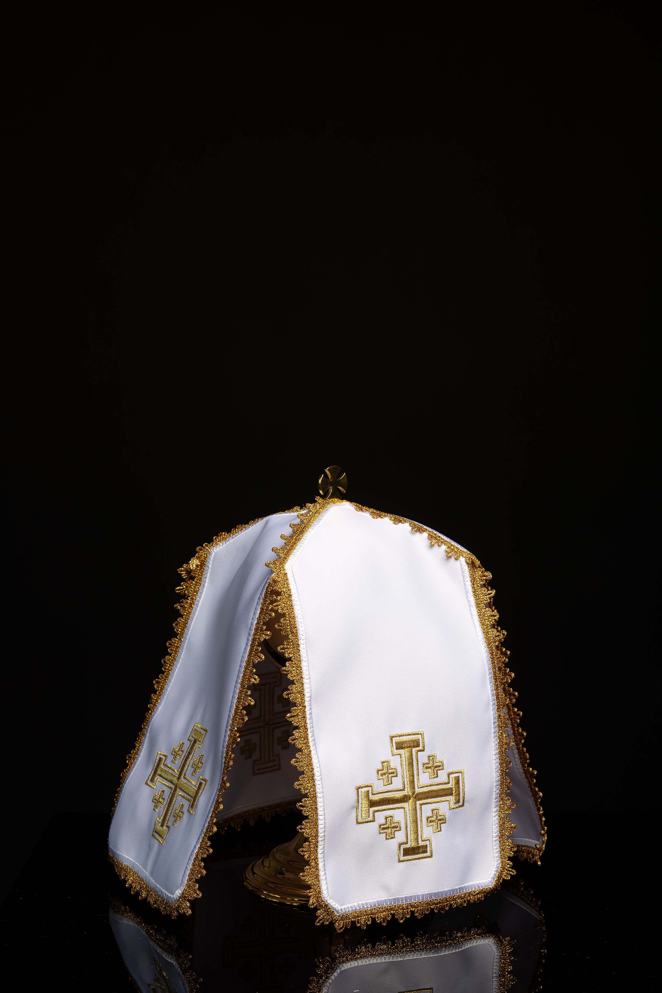 Ciborium Veil with Gold Jerusalem Cross Embroidery