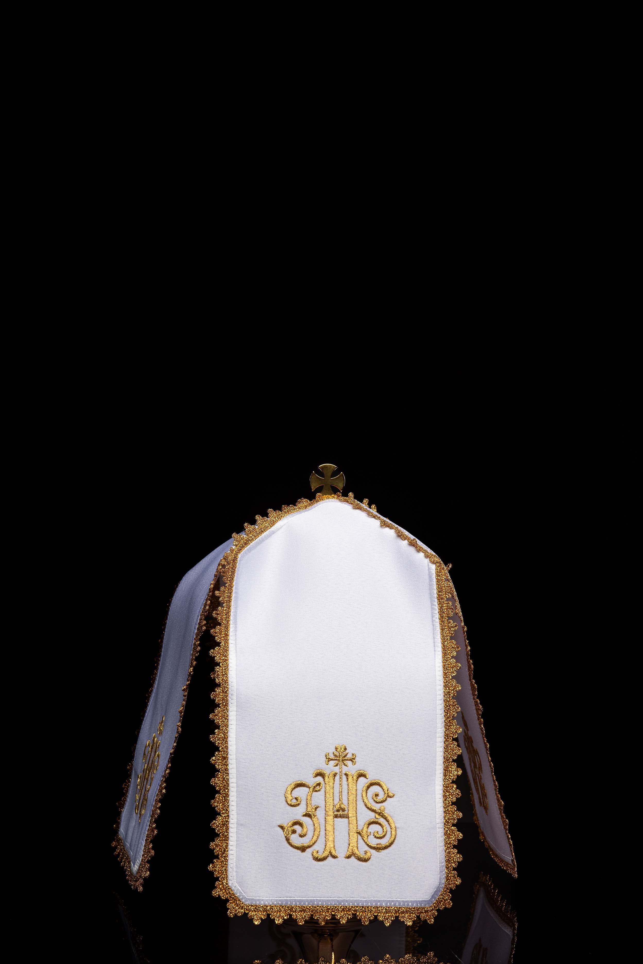 Ciborium Veil with Gold IHS Embroidery and Trim