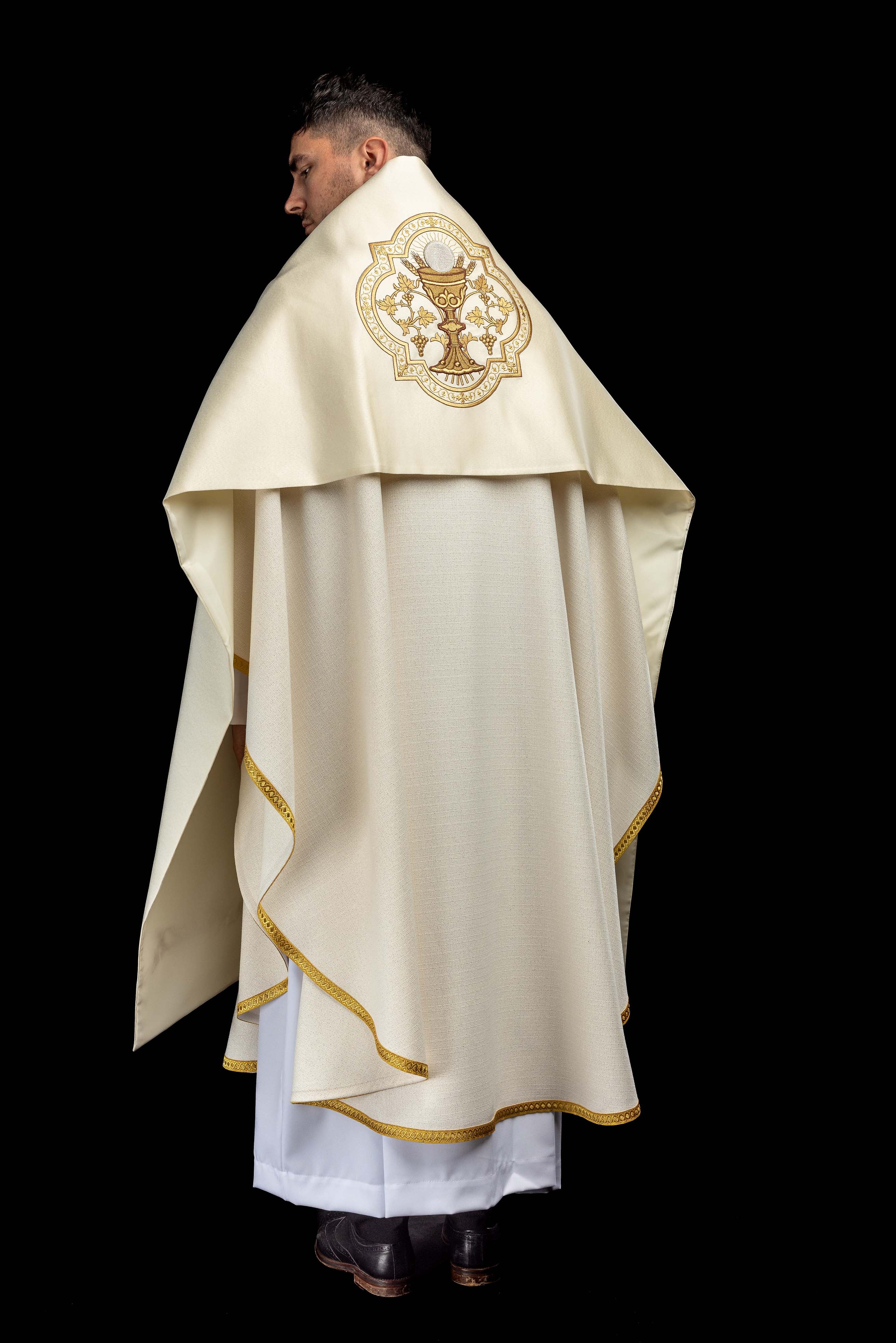 Ecru Humeral Veil with Embroidered Chalice Motif