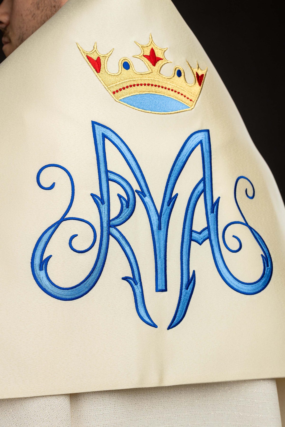 Ecru Humeral Veil with Embroidered Marian Symbol