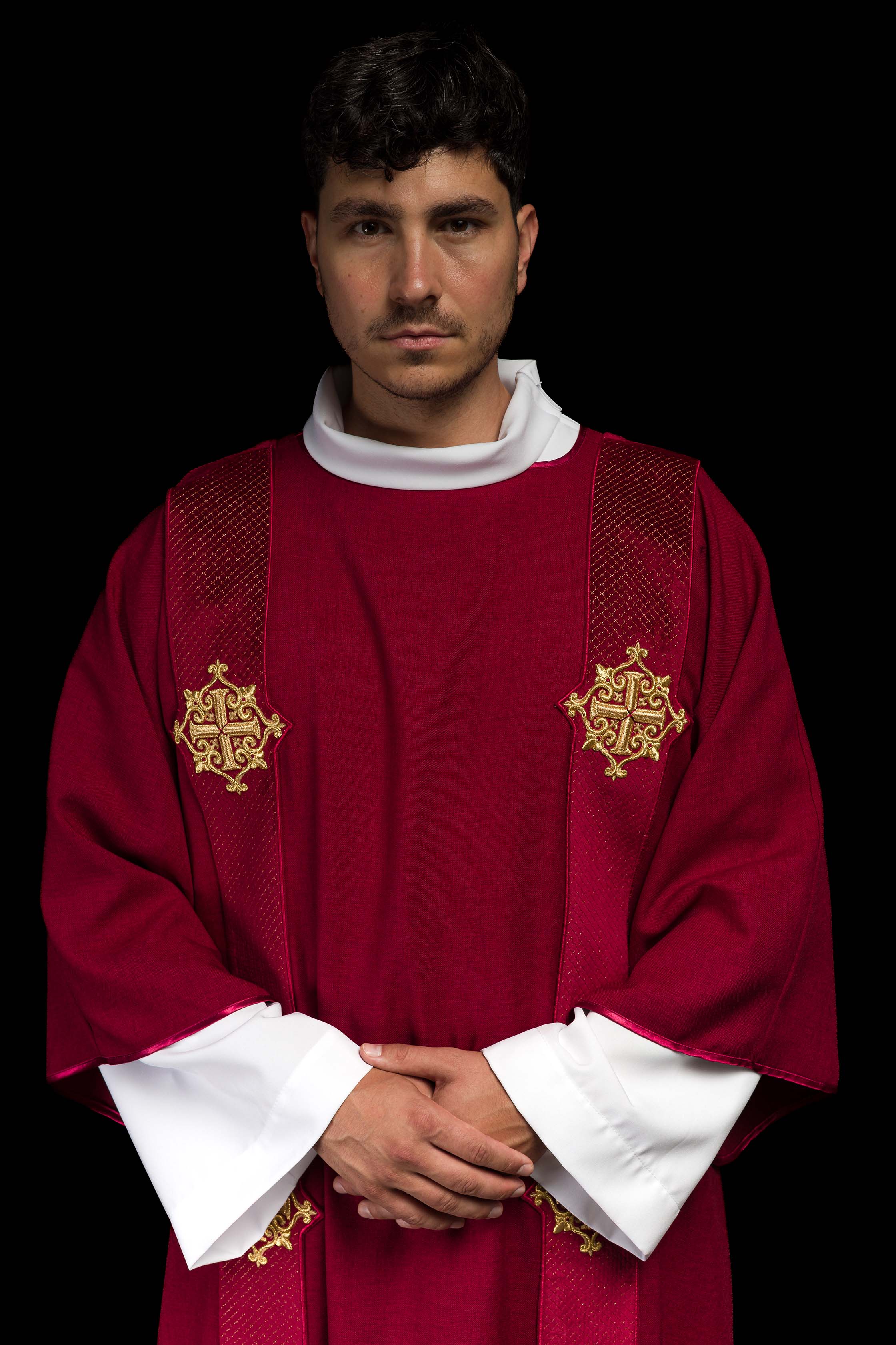 Red dalmatic with velvet bands and cross symbols - CHASUBLES.COM