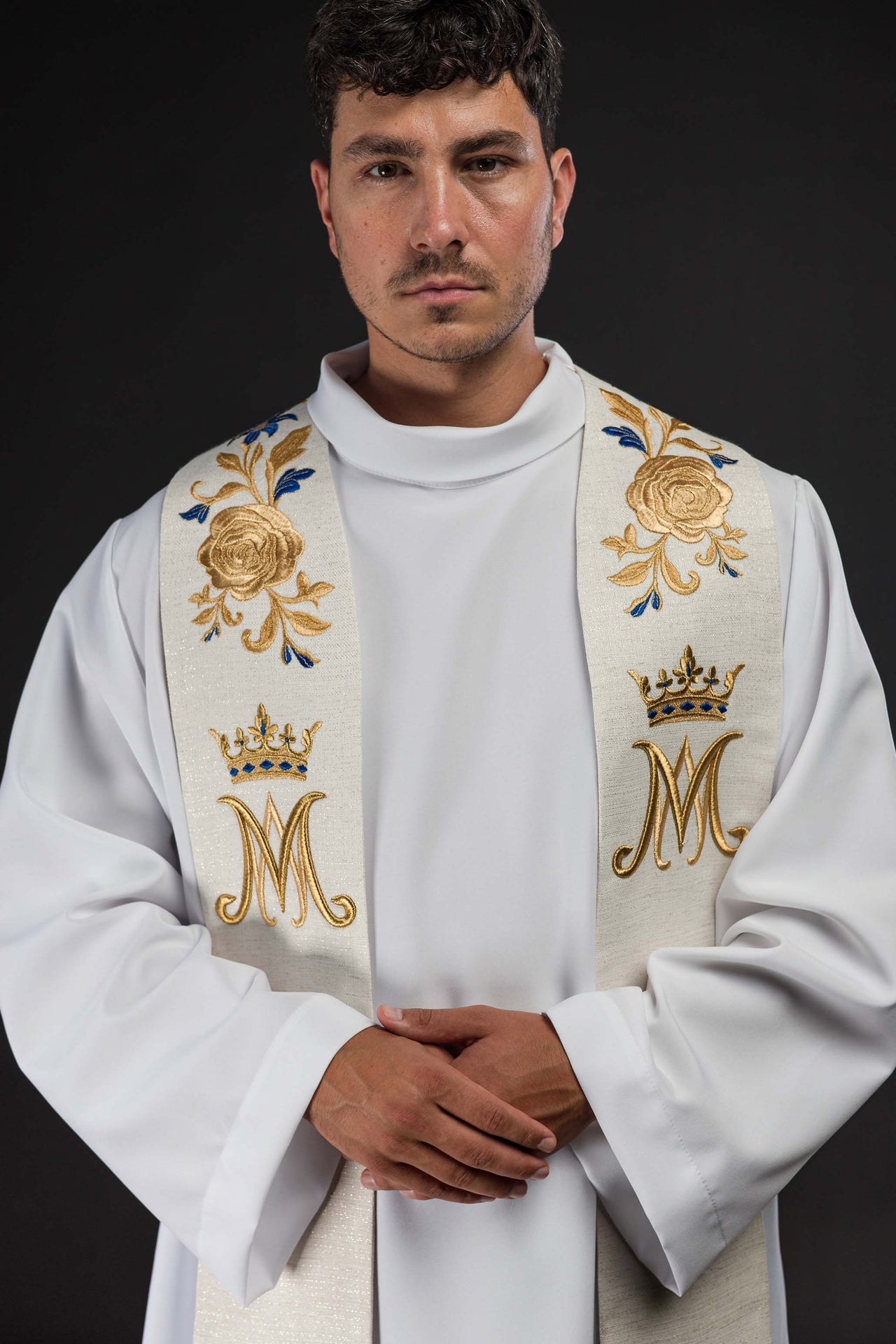 Stuła haftowana z symbolem Maryjnym - CHASUBLES.COM