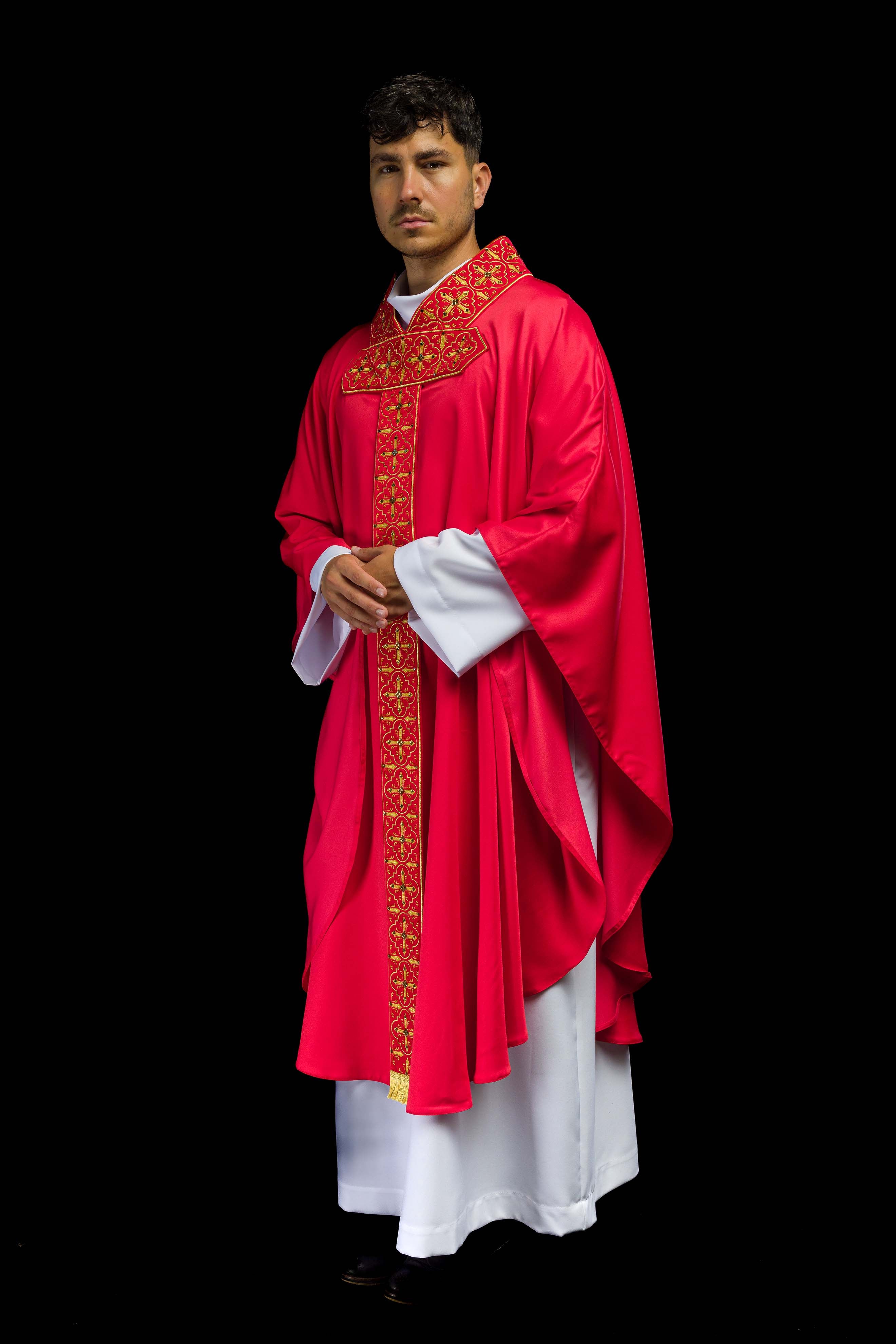 Red chasuble finished with 500 red faceted stones - CHASUBLES.COM